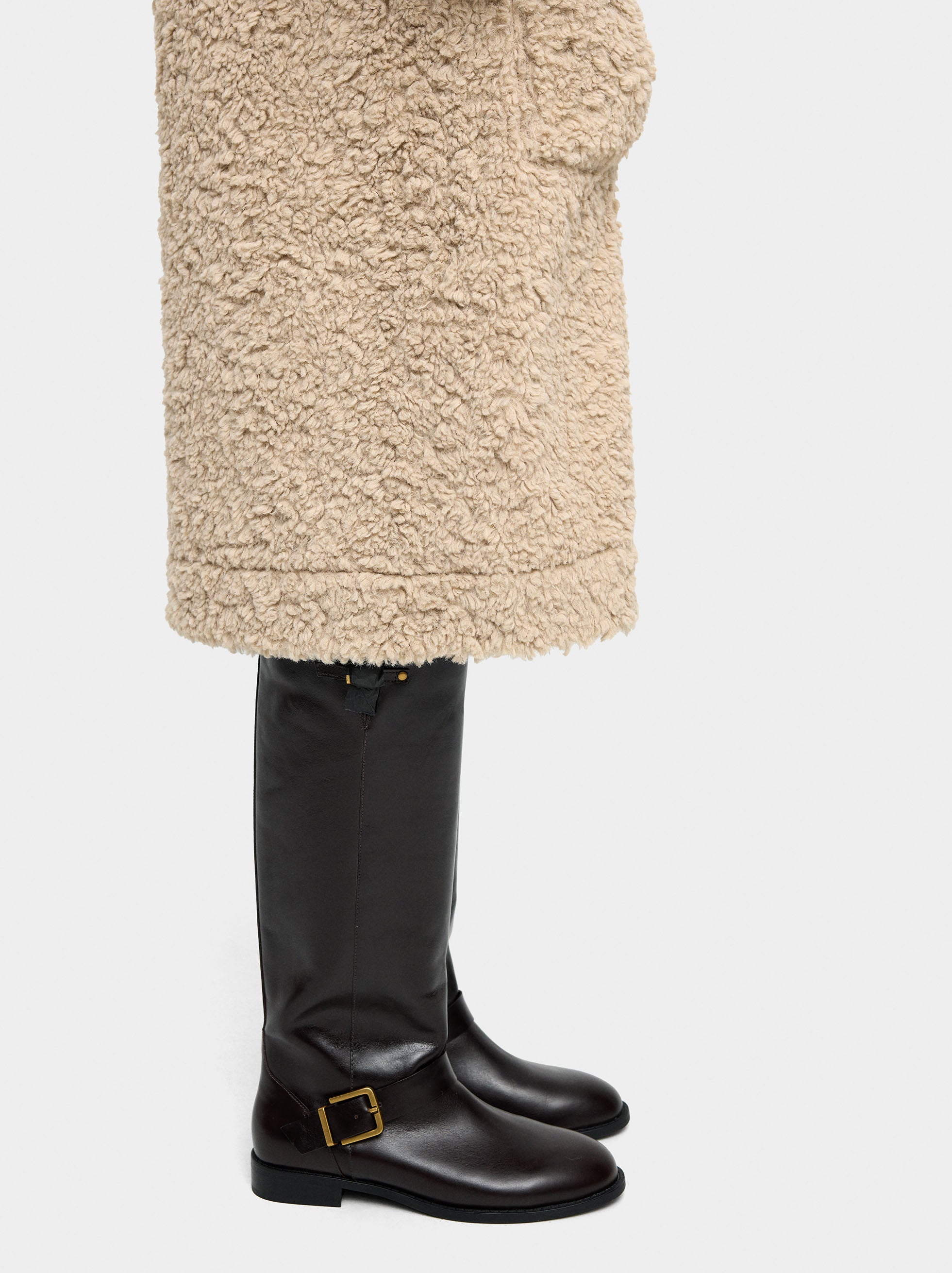 Botas Altas De Piel Con Hebillas