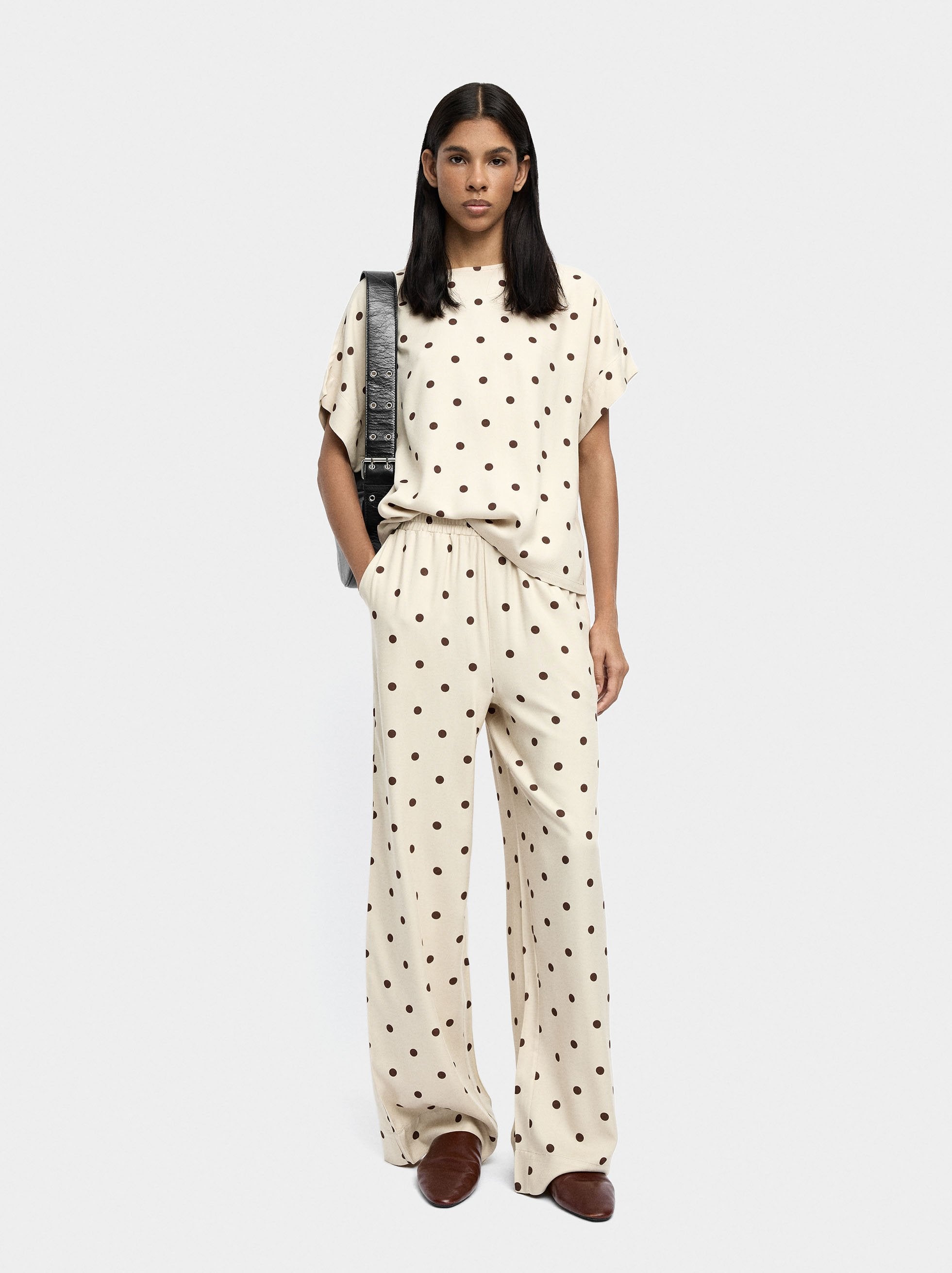 Pantalón De Lunares Con Cintura Elástica