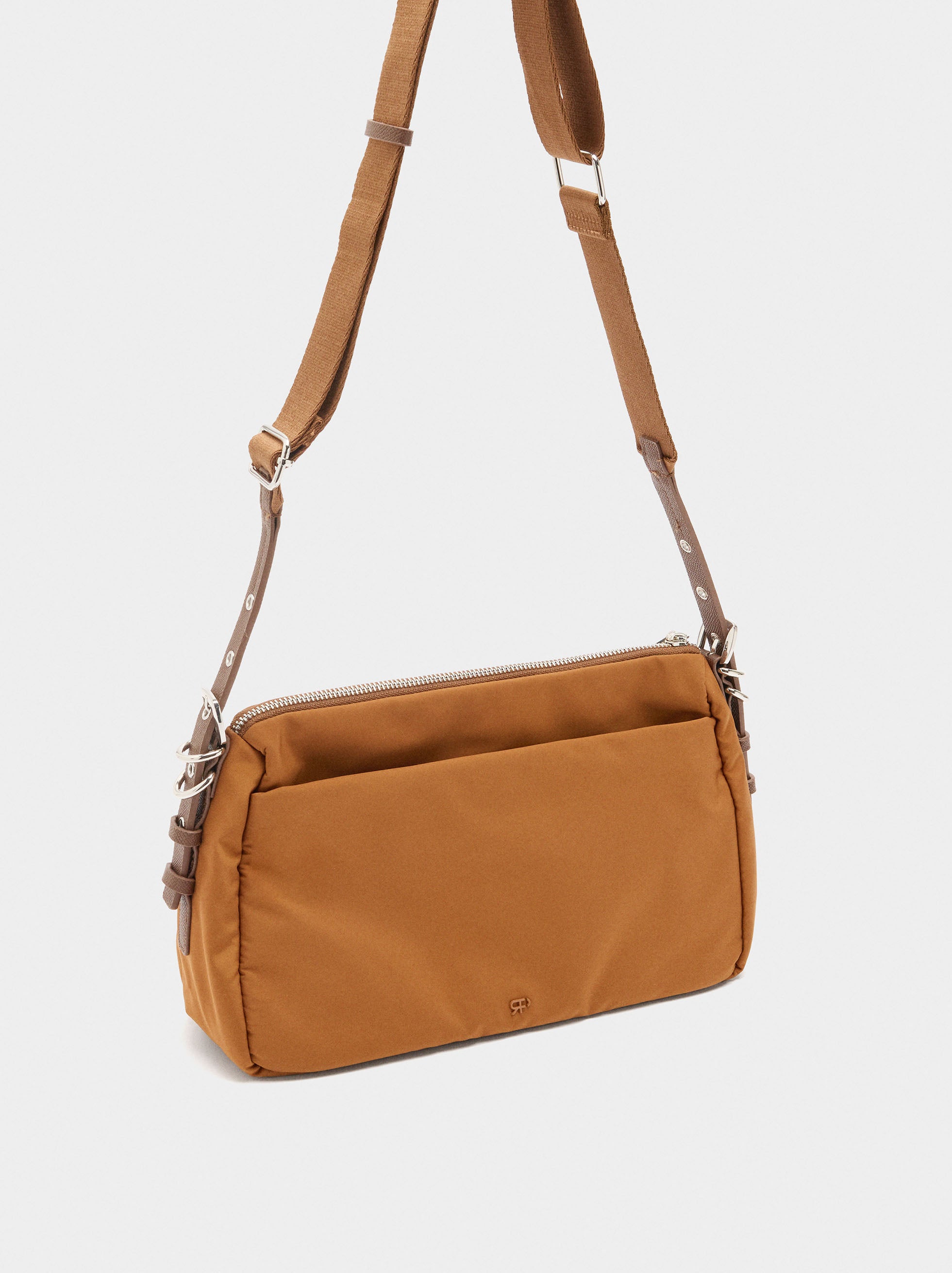 Bolso Bandolera De Nylon Con Colgante