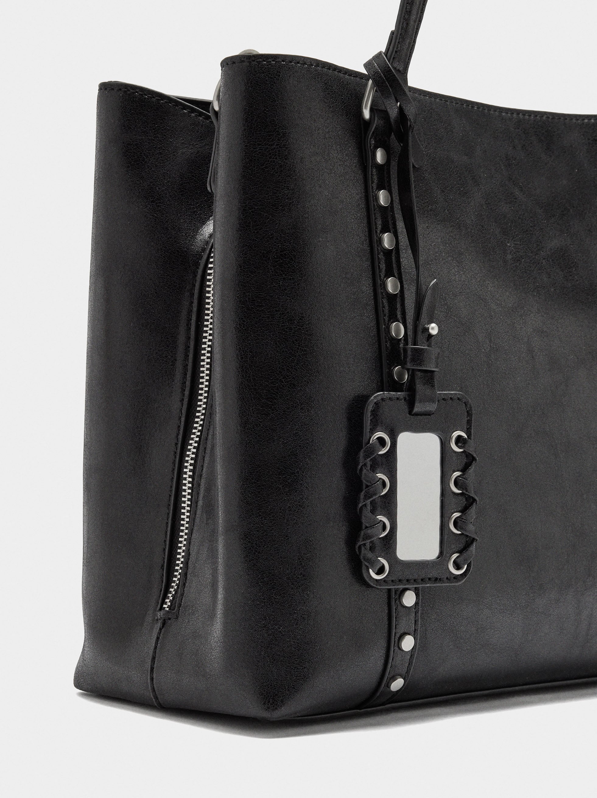 Bolso Para Portátil 13" Con Tachuelas