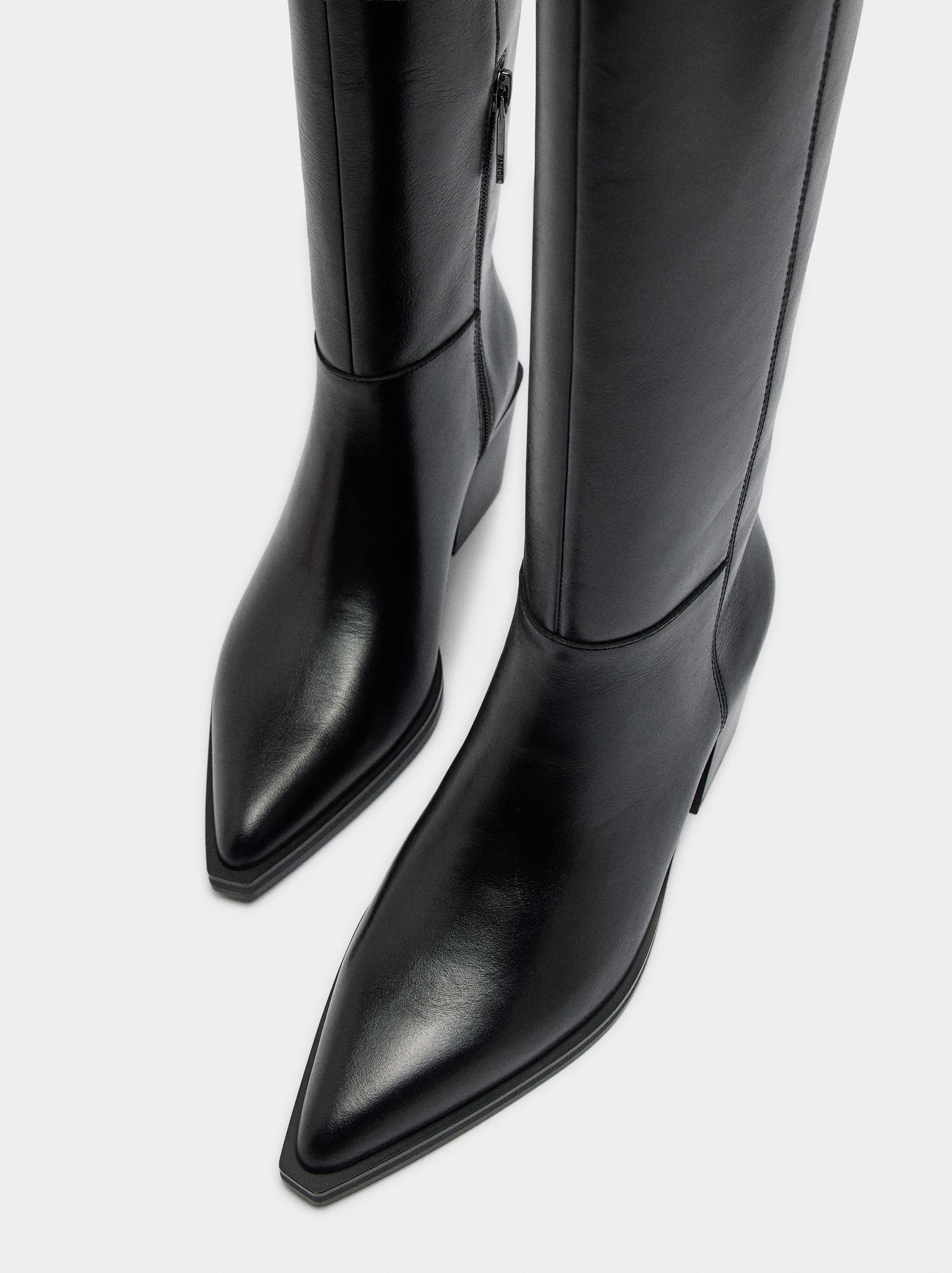 Botas Altas De Piel Con Tacón