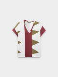 Camiseta Estampada Con Escote En Pico