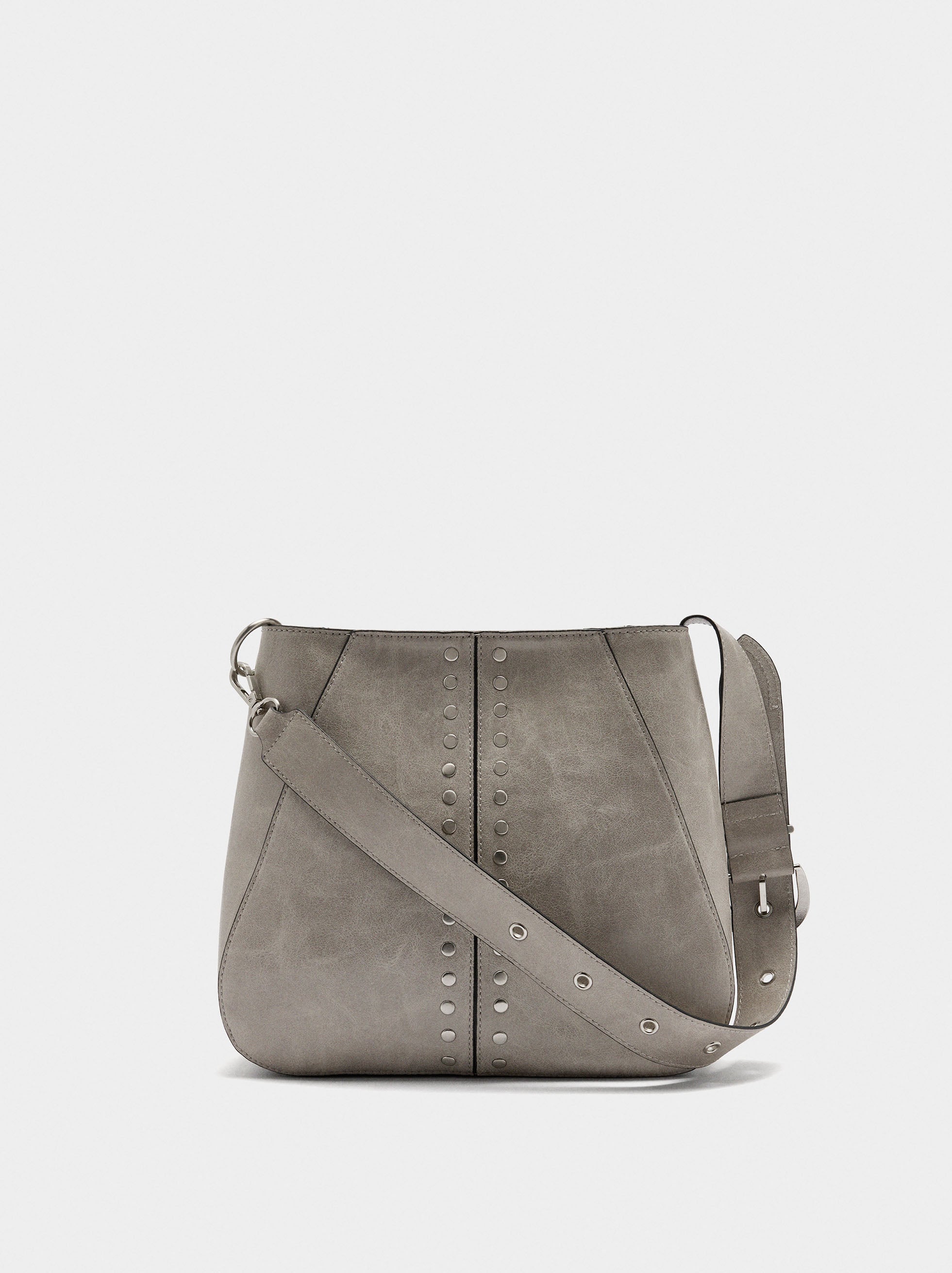 Bolso De Hombro Con Tachuelas