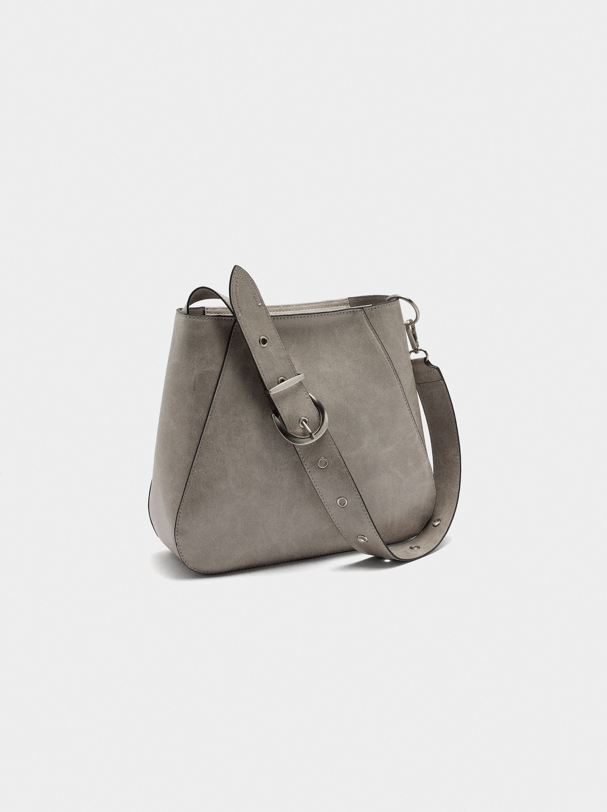 Bolso De Hombro Con Tachuelas