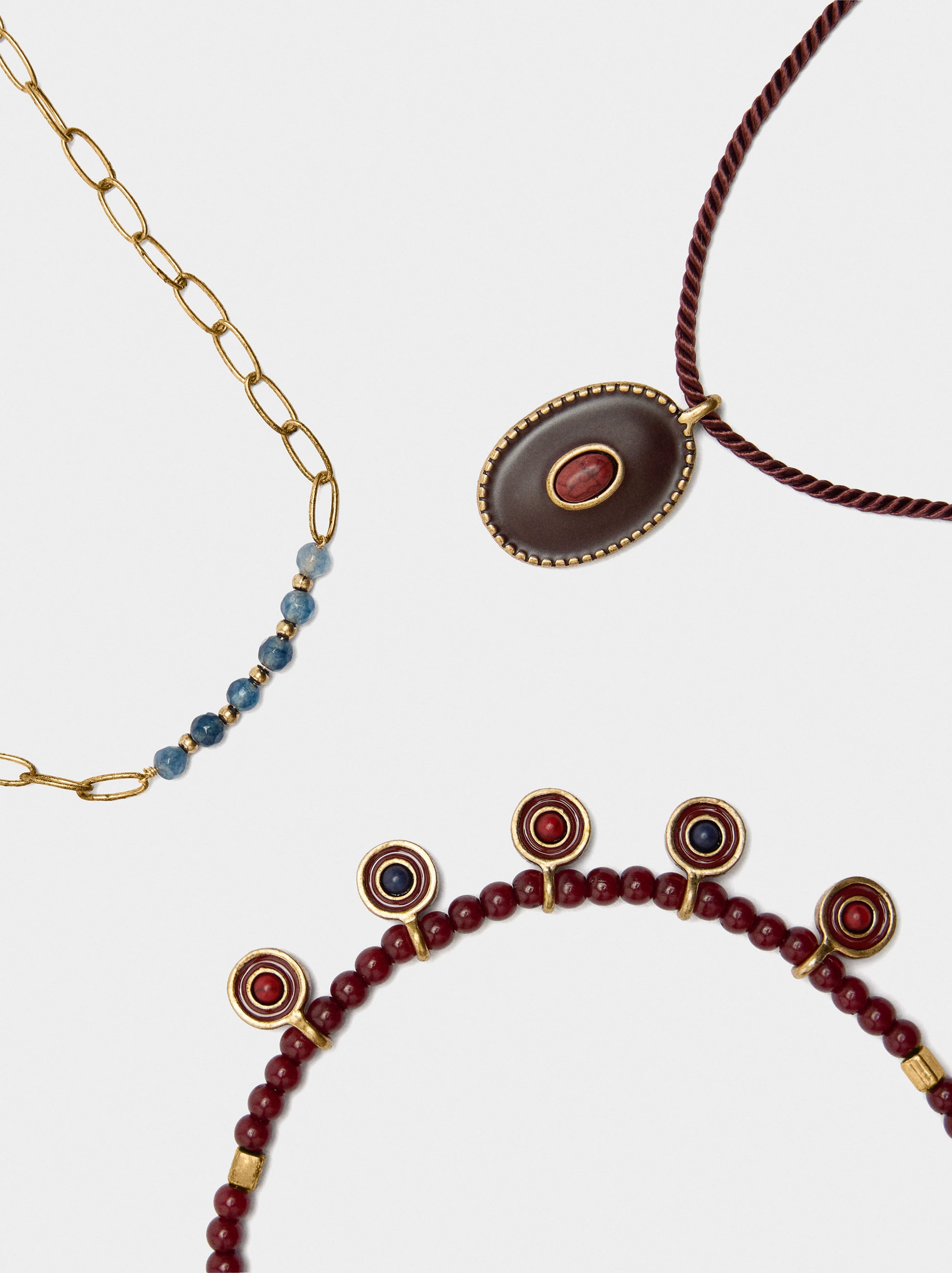 Set De Collares Cuentas De Piedra Y Resina