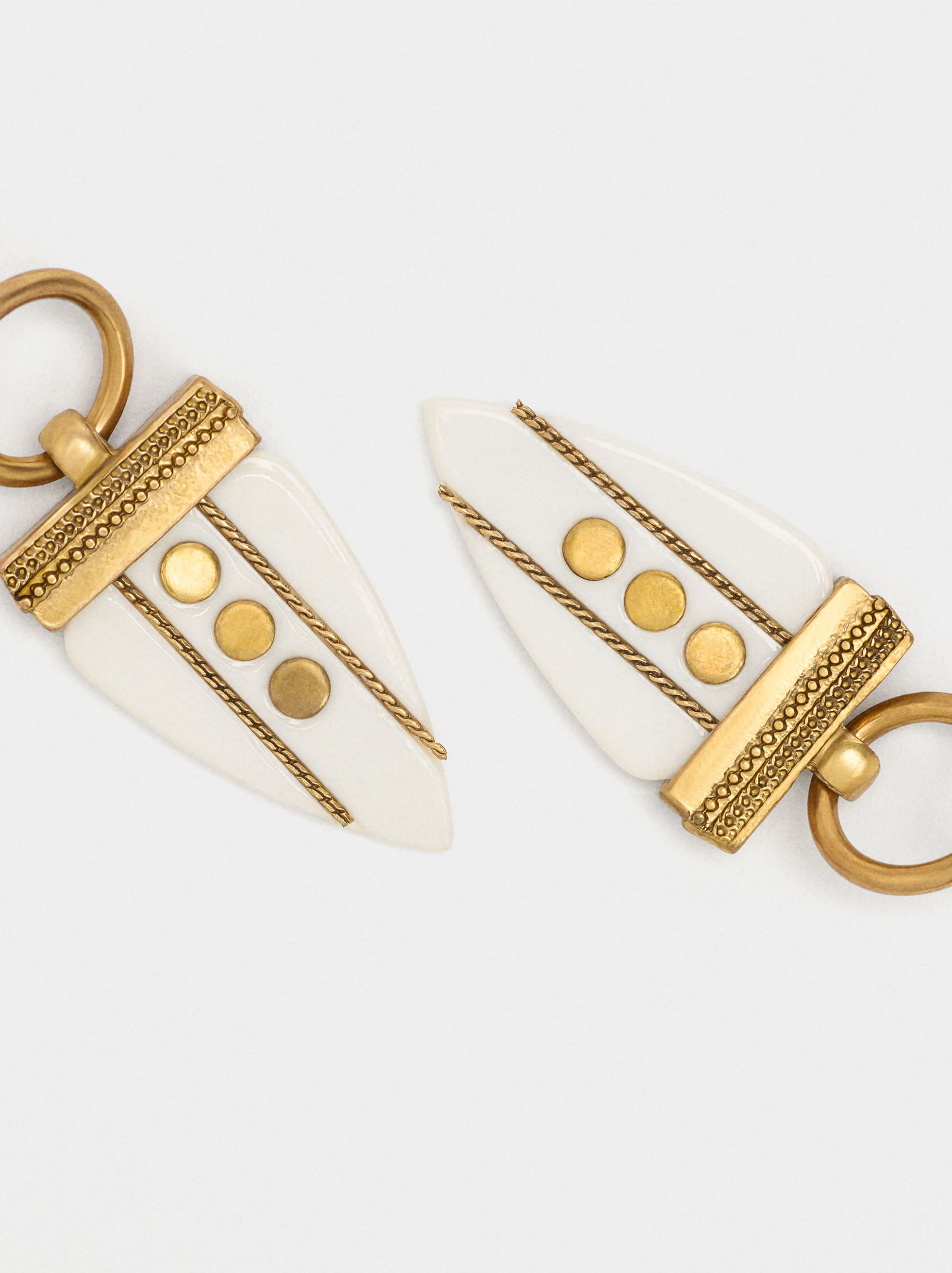 Pendientes Largos Con Tachuelas