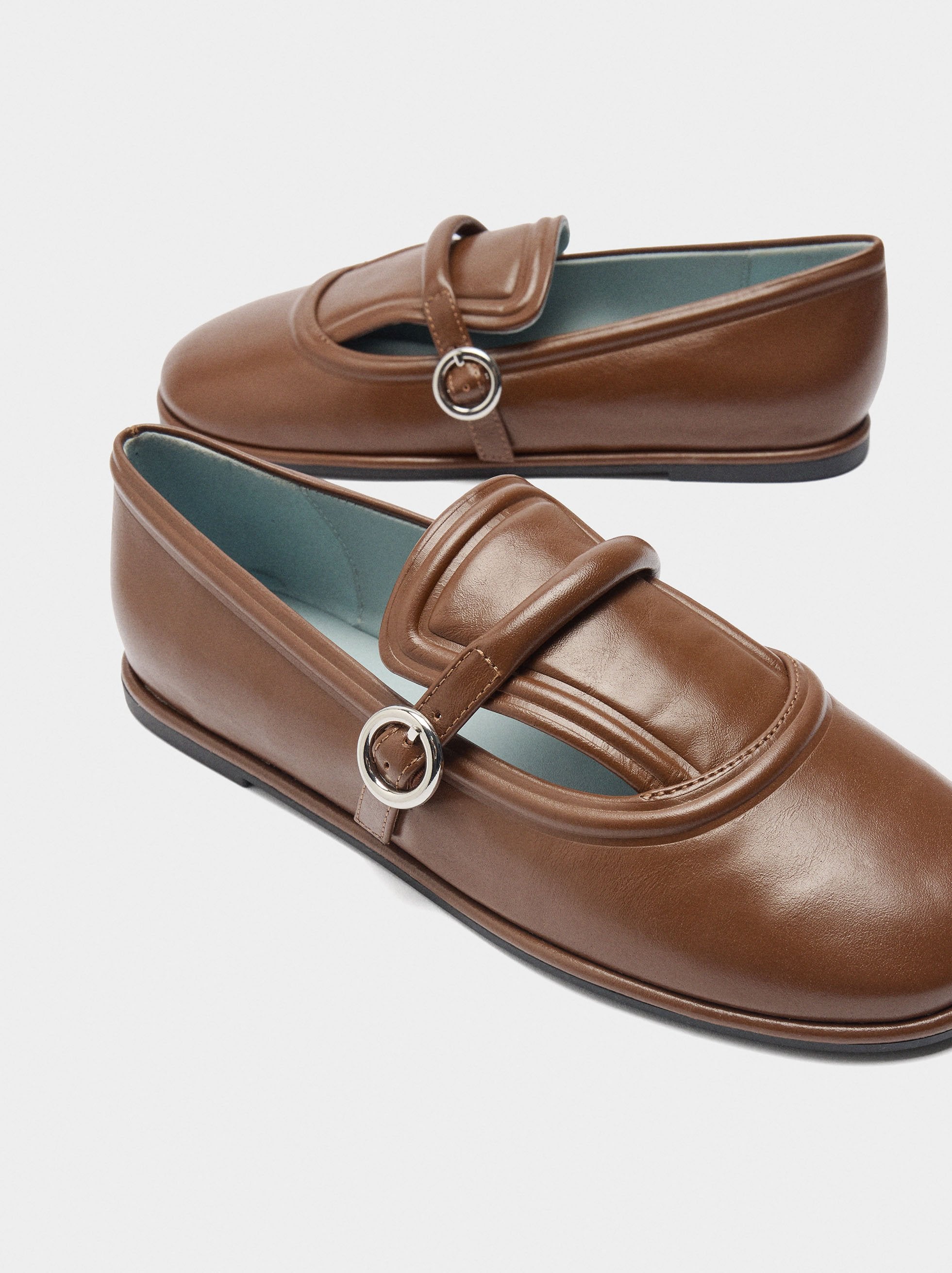 Zapatos Planos De Piel Con Hebilla