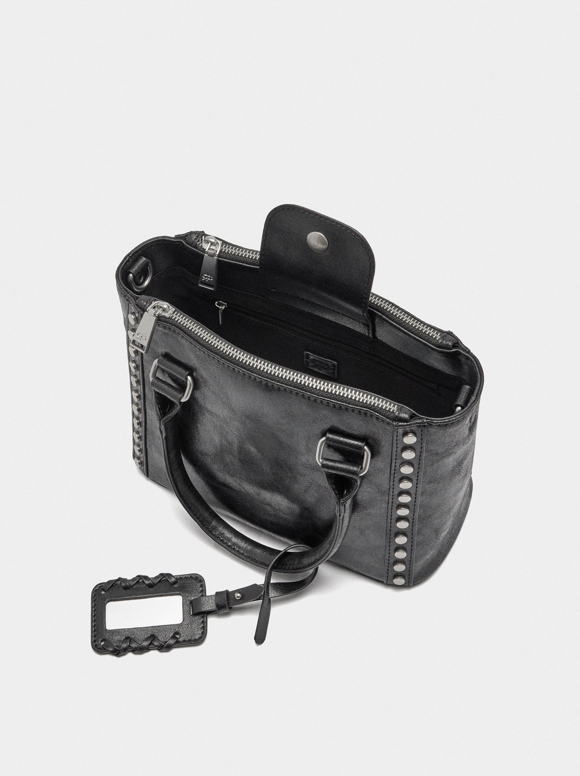 Bolso Tote Con Tachuelas