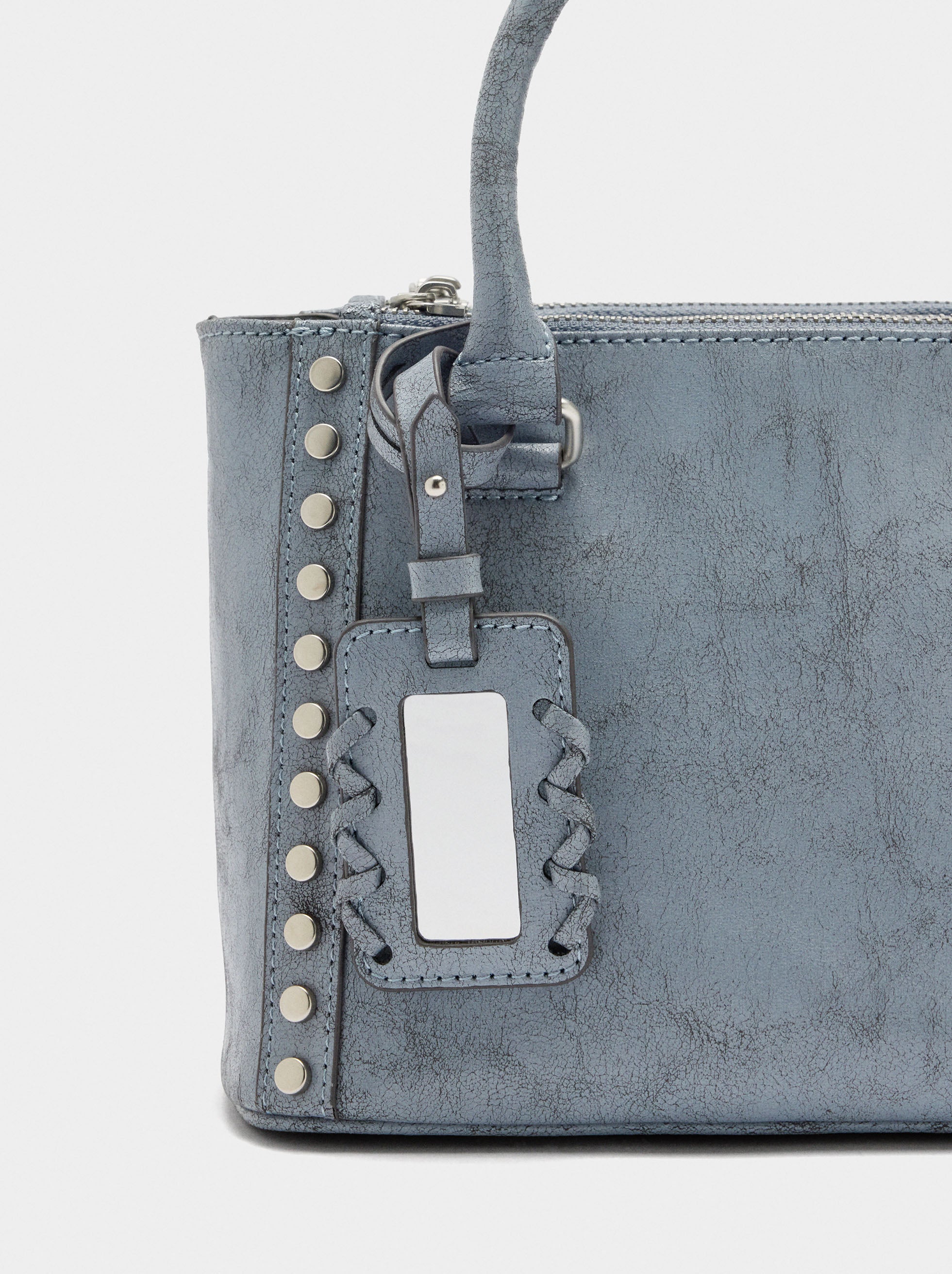 Bolso Tote Con Tachuelas