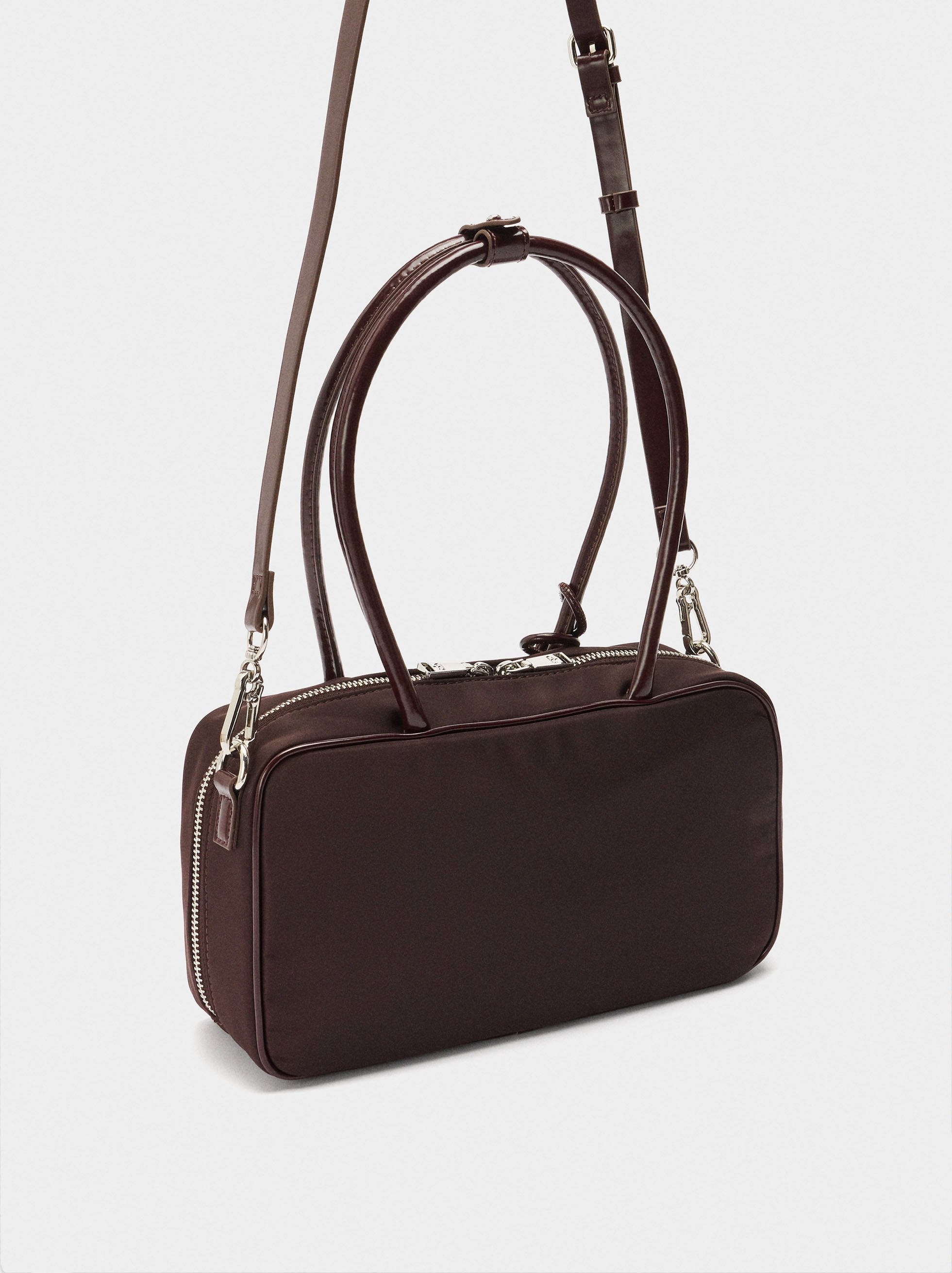 Bolso Bowling De Nylon Con Colgante