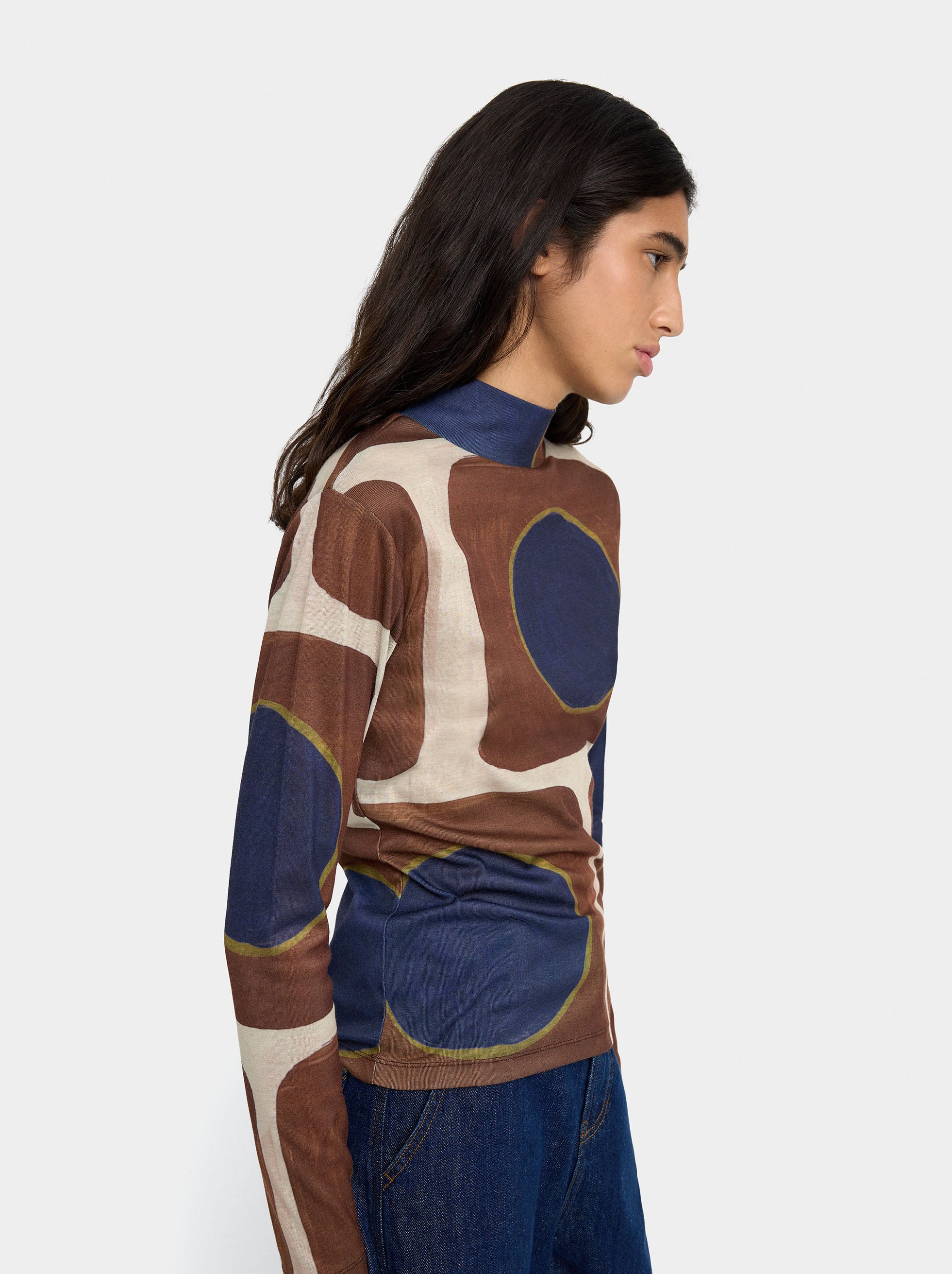 Top Estampado De Cuello Alto