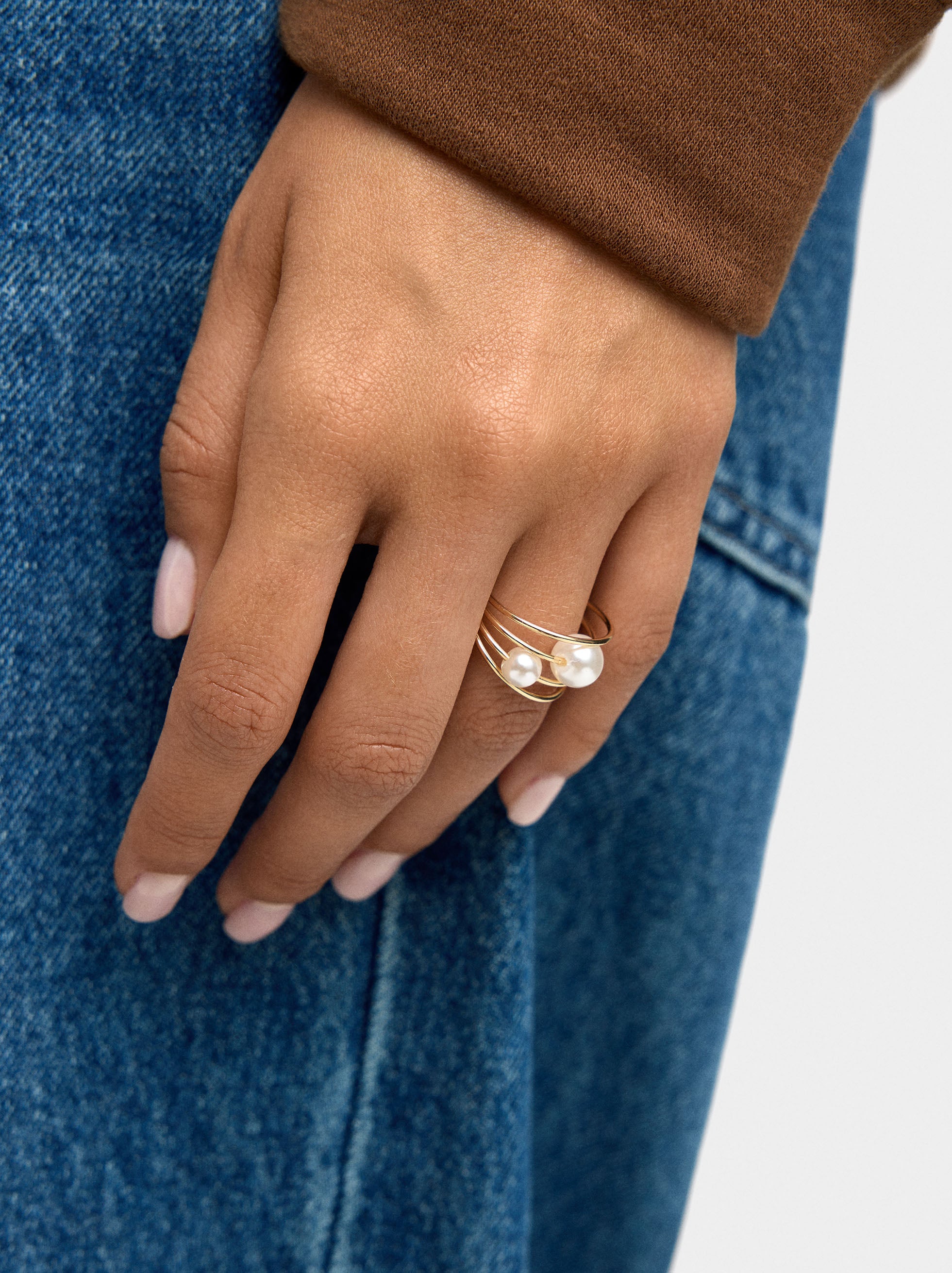 Anillo Espiral Con Perlas
