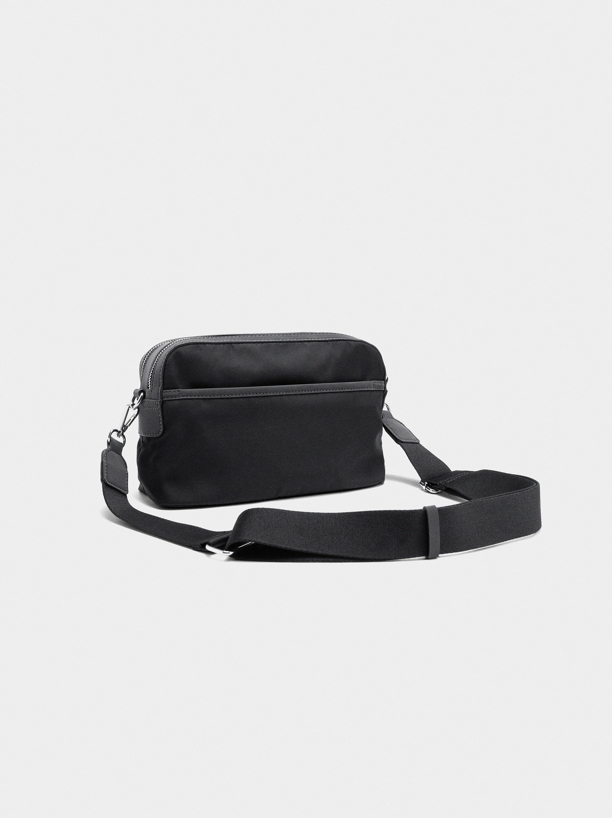 Bolso Bandolera De Nylon Con Solapa