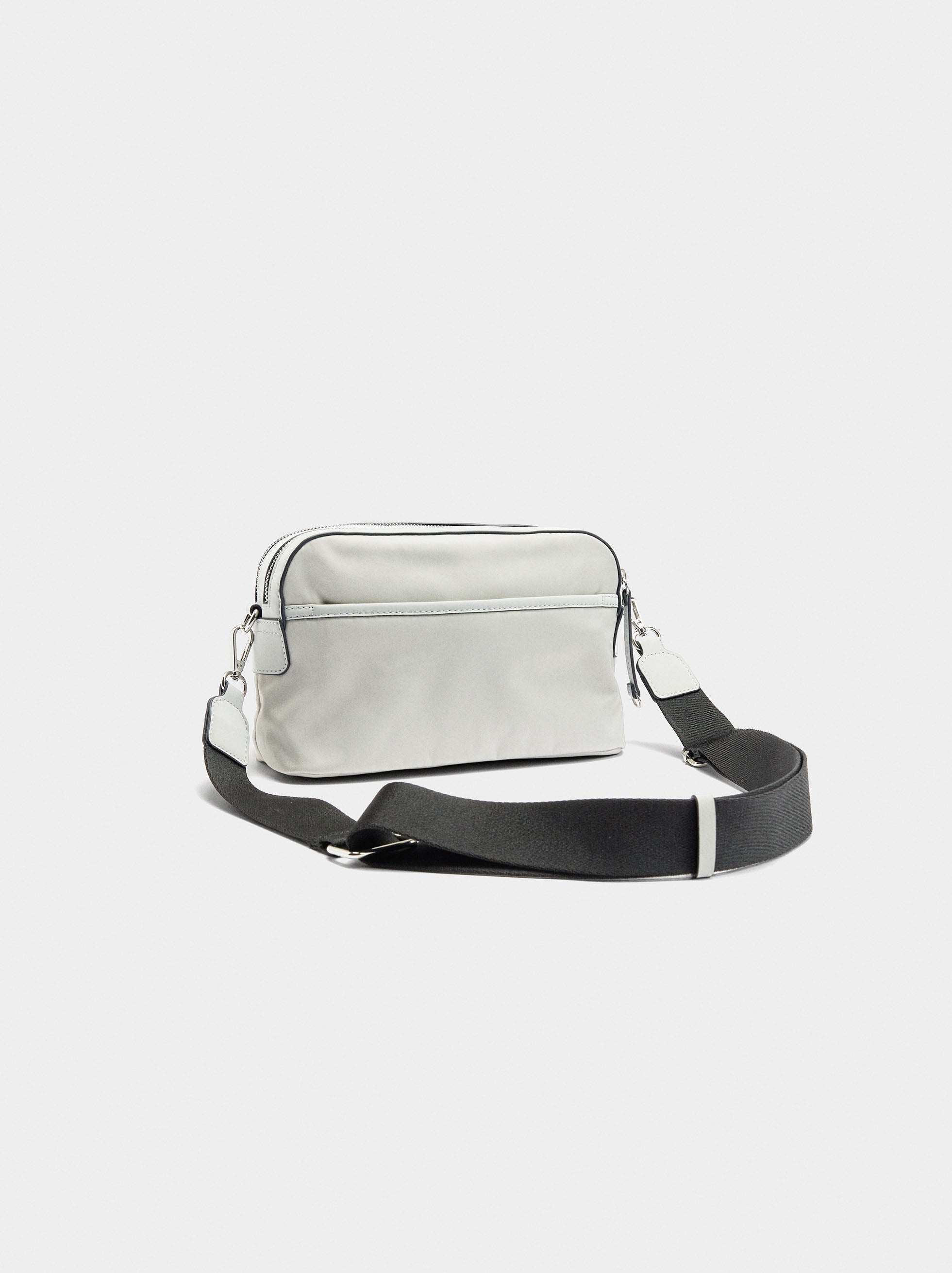 Bolso Bandolera De Nylon Con Solapa