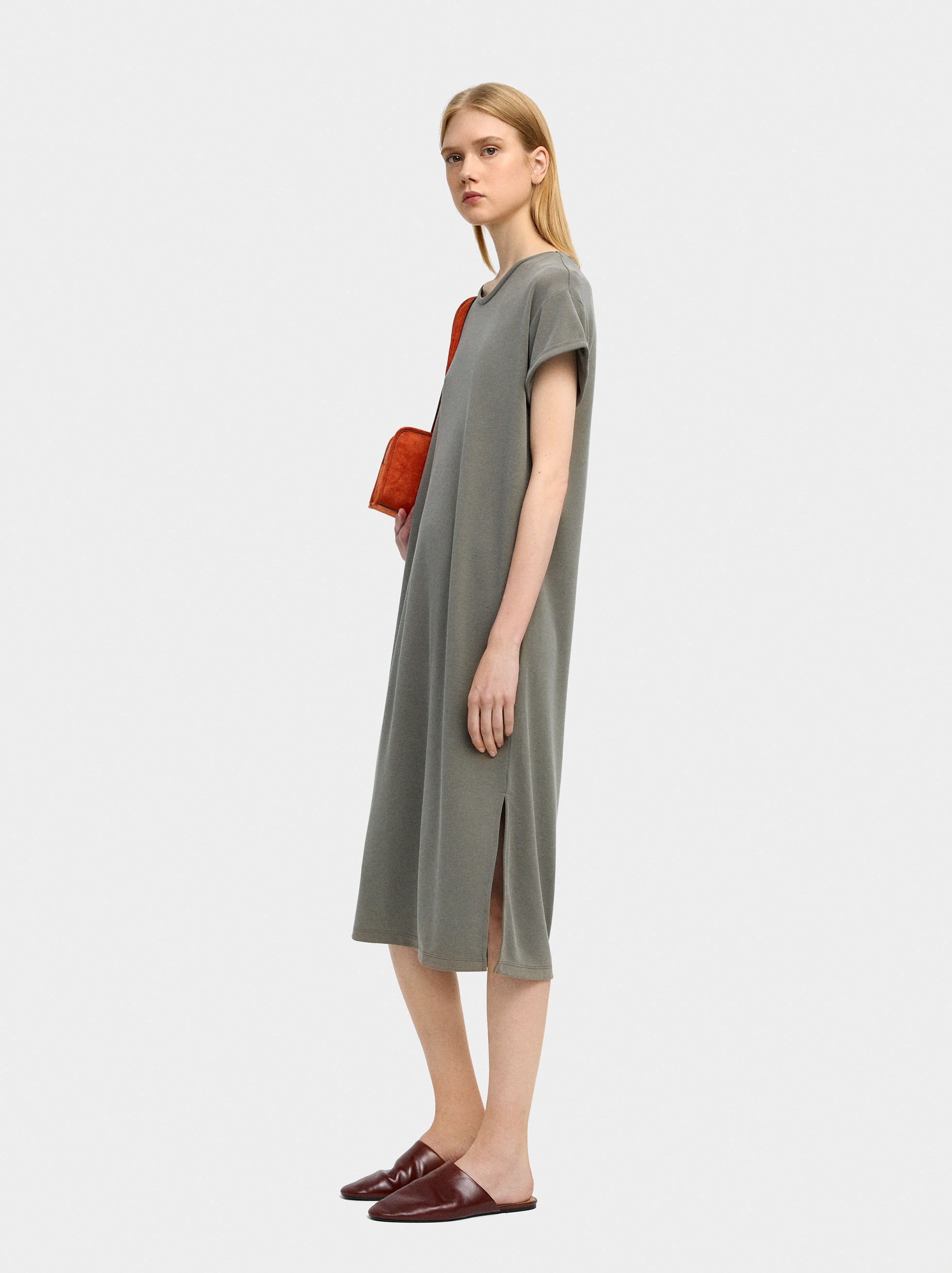 Vestido Midi Liso