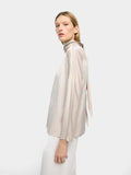 Blusa Satinada Con Cuello Alto
