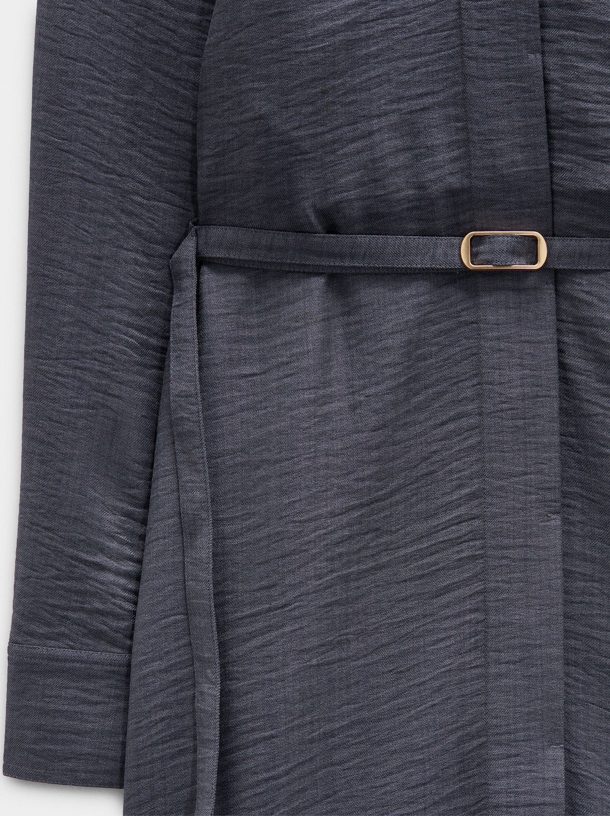 Vestido Midi Efecto Arrugado