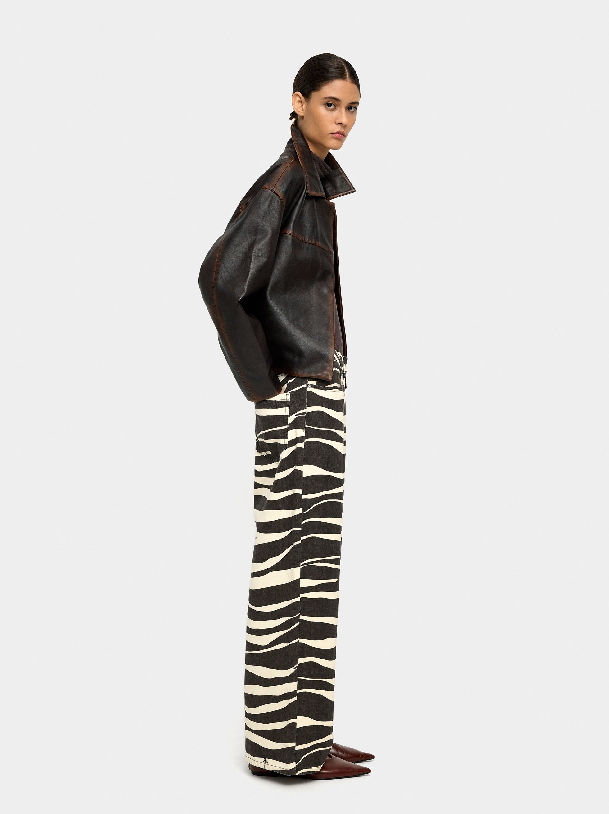 Pantalón Vaquero Estampado Animal