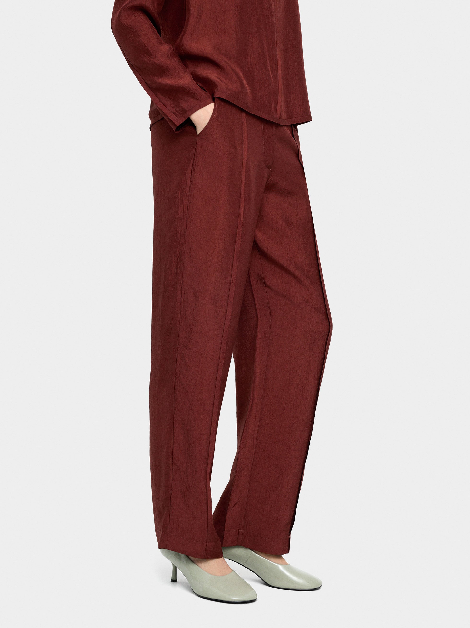 Pantalón Con Efecto Arrugado