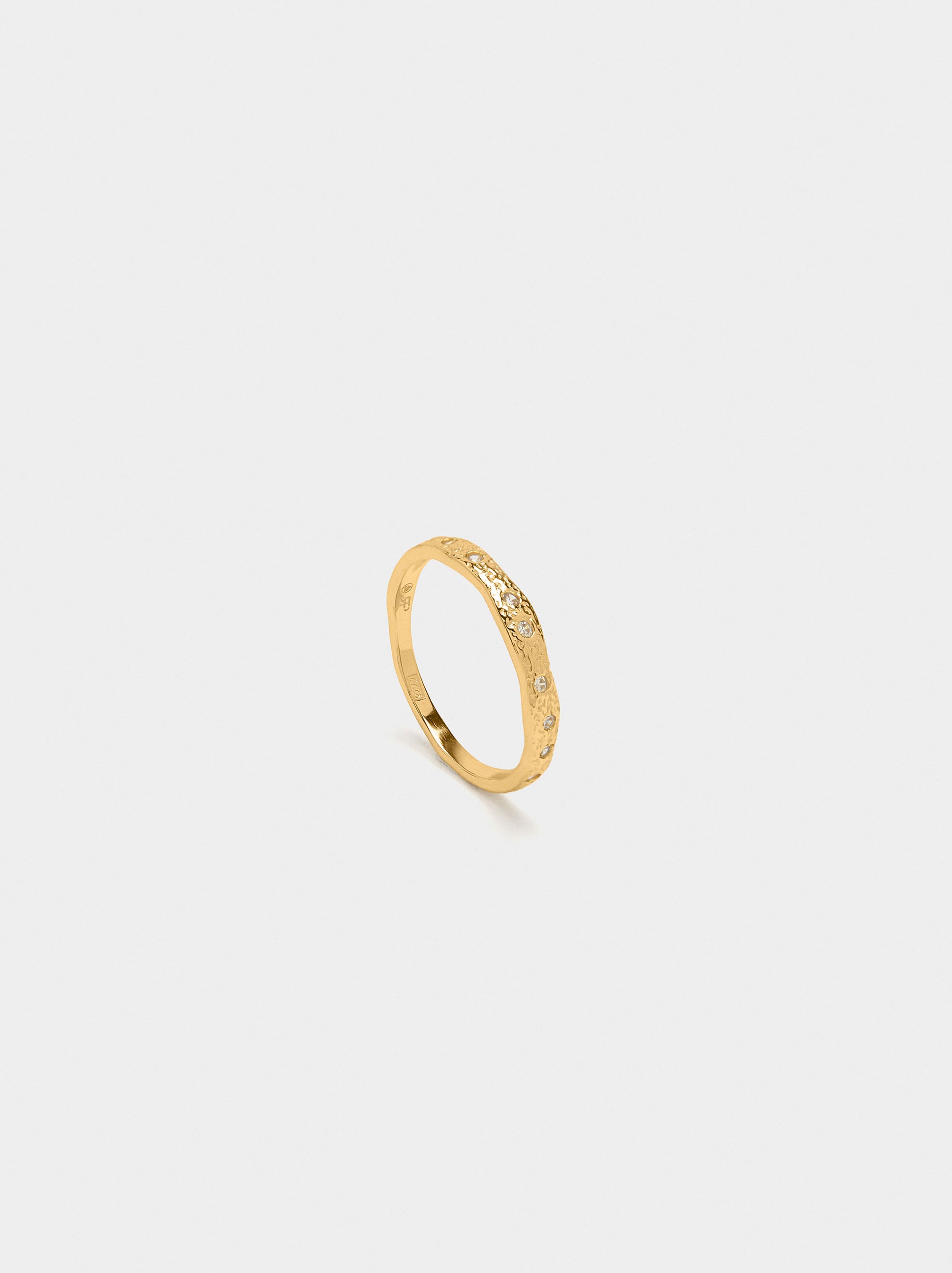 Anillo Con Circonitas - Plata De Ley 925
