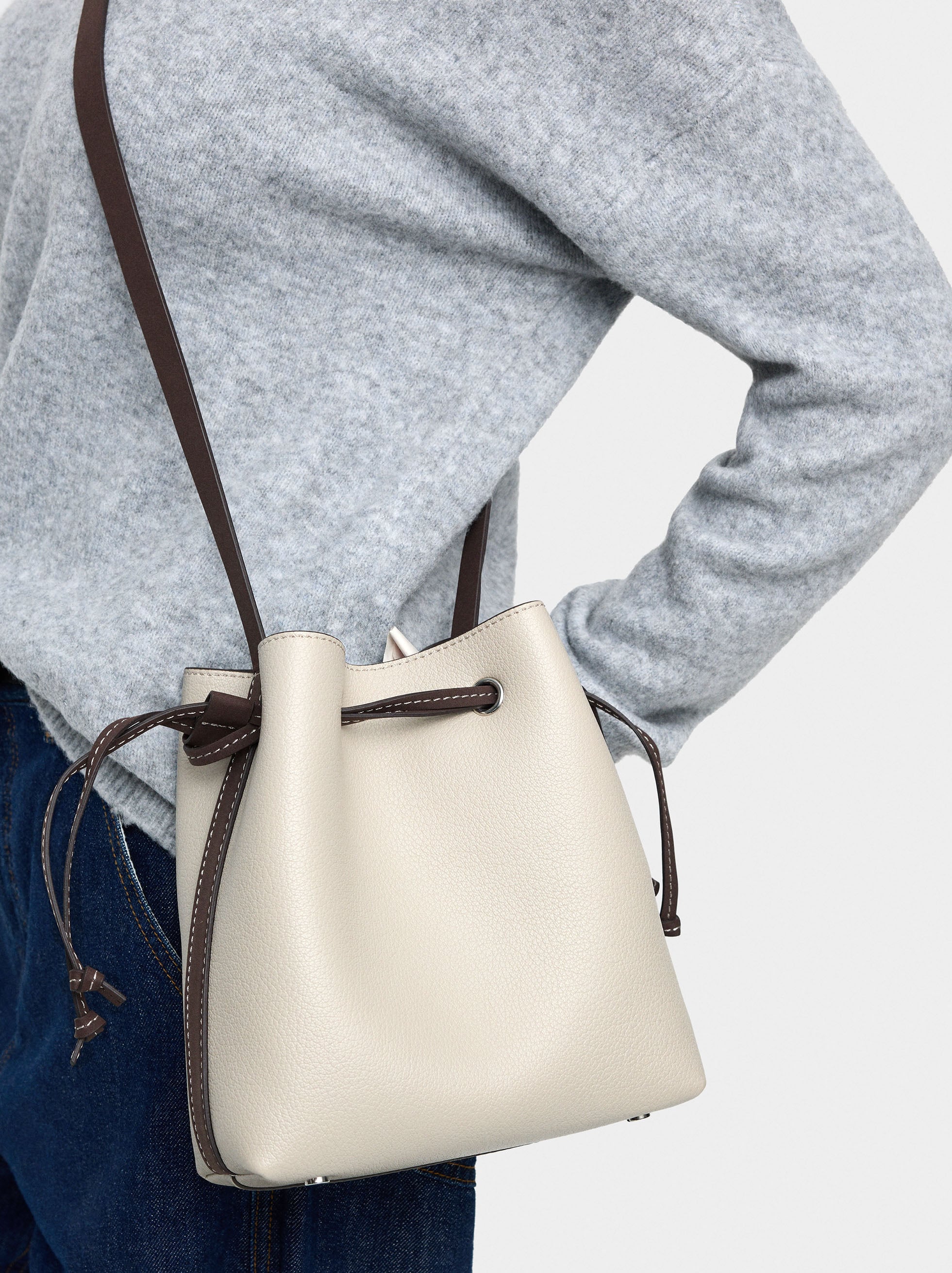 Bolso Bandolera Con Cordón
