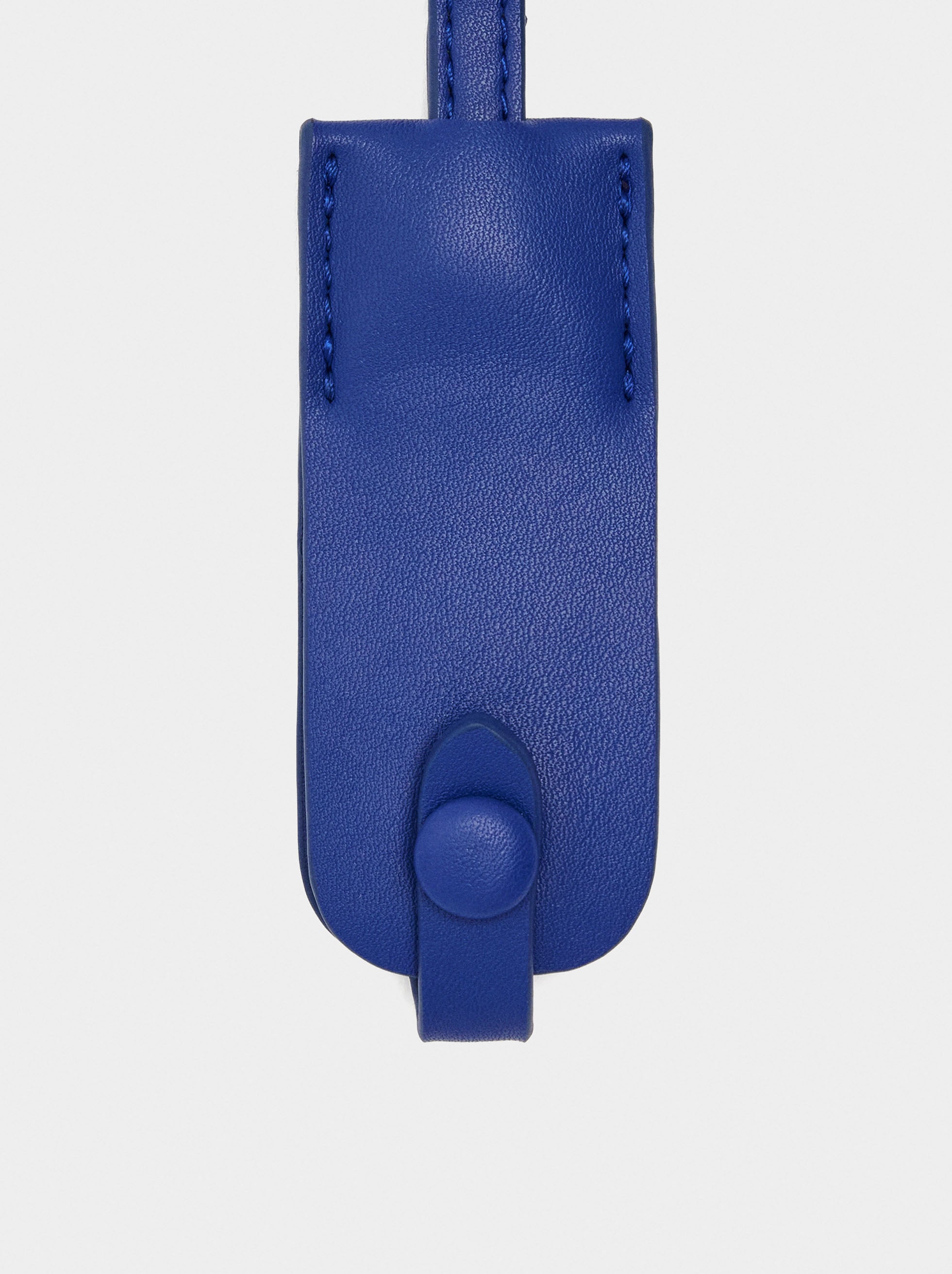 Bolso Shopper Liso Con Colgante