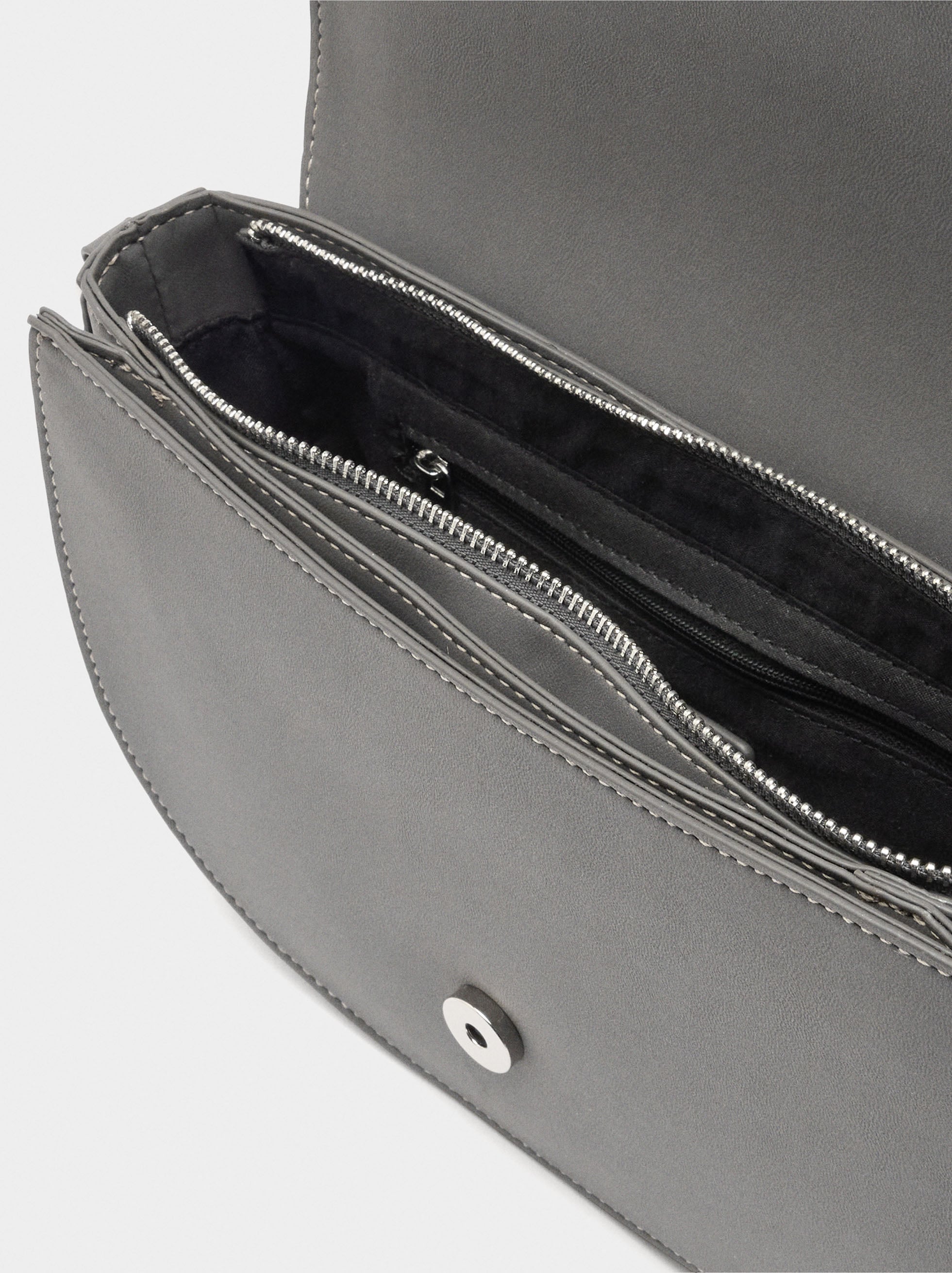 Bolso Bandolera Ovalado Con Solapa