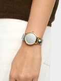 Reloj Bicolor De Punto Metálico Con Charm