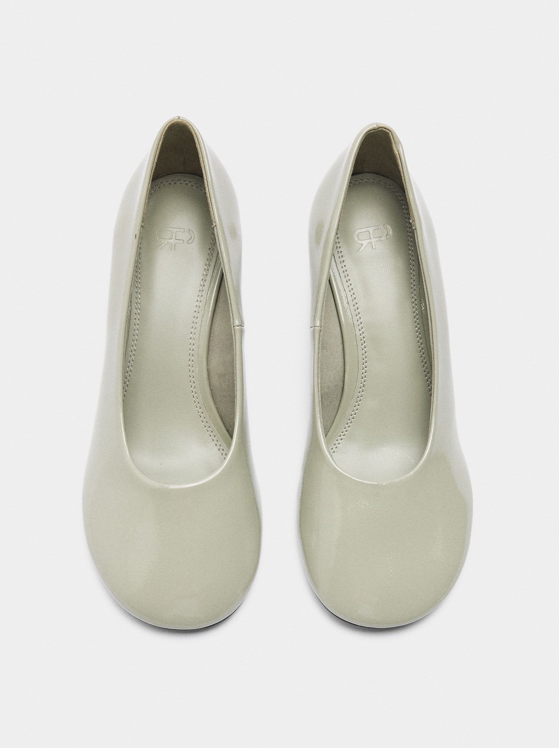 Zapatos De Tacón Alto De Charol