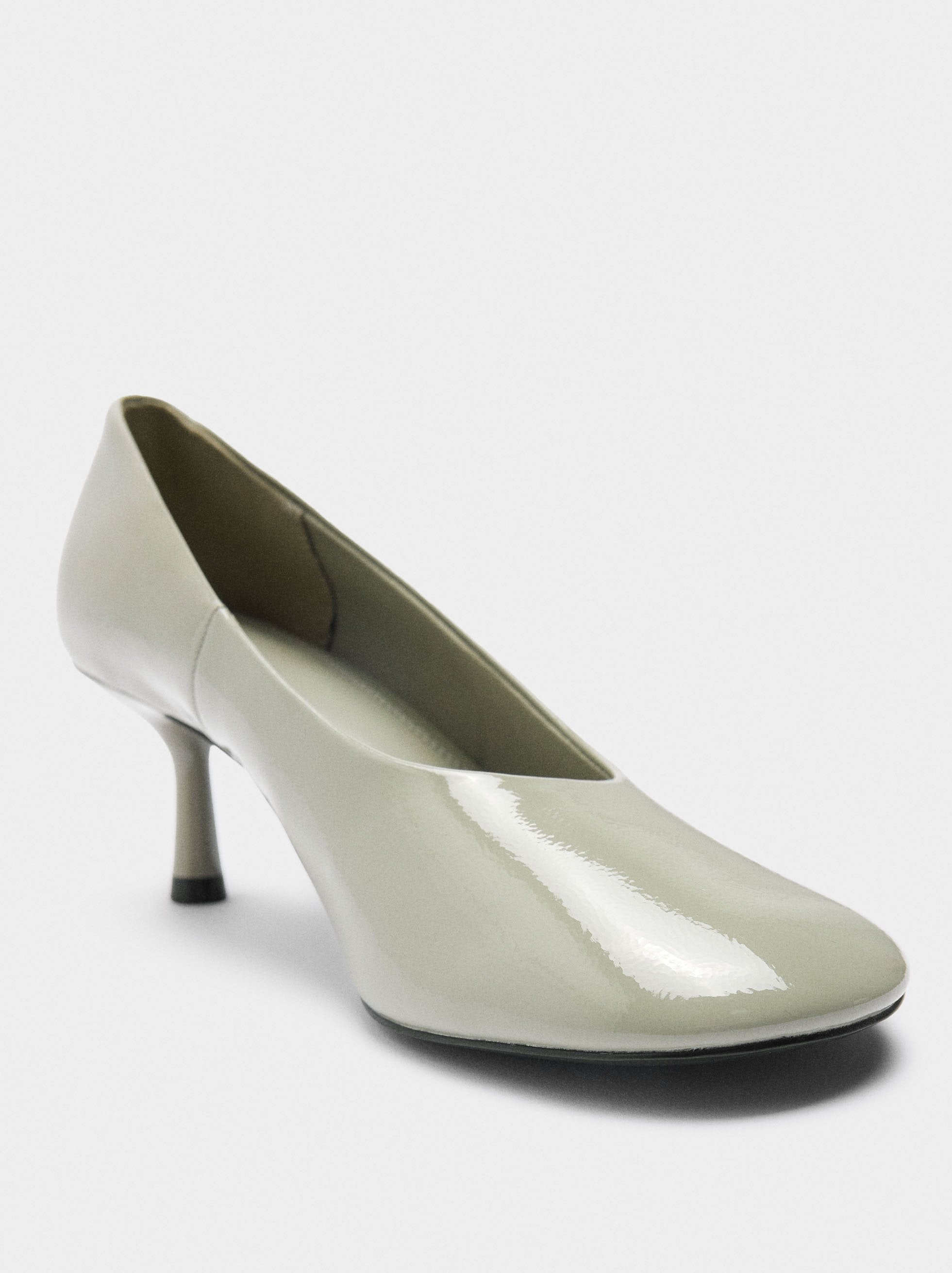 Zapatos De Tacón Alto De Charol