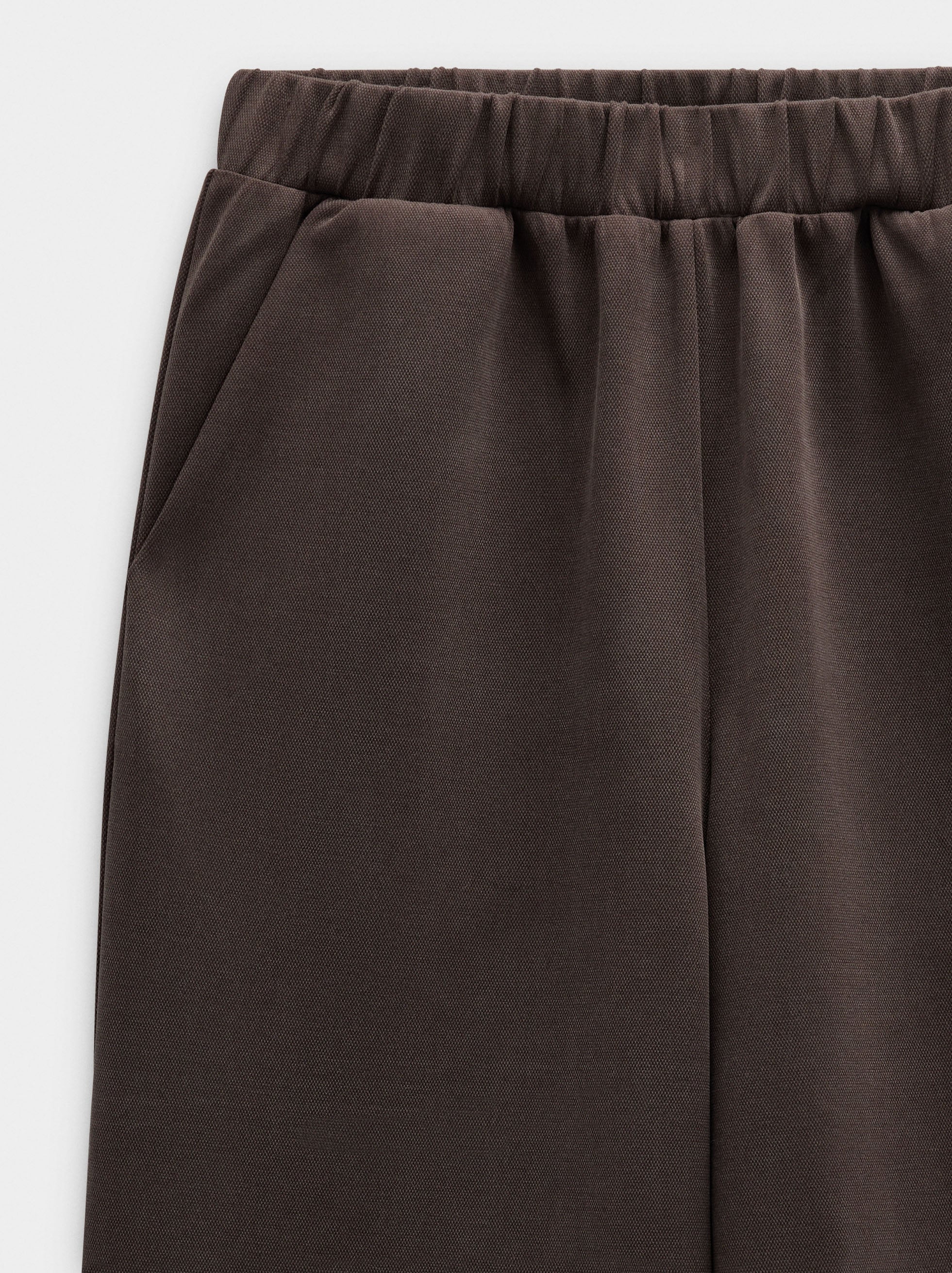 Pantalón Reto Con Cintura Elástica