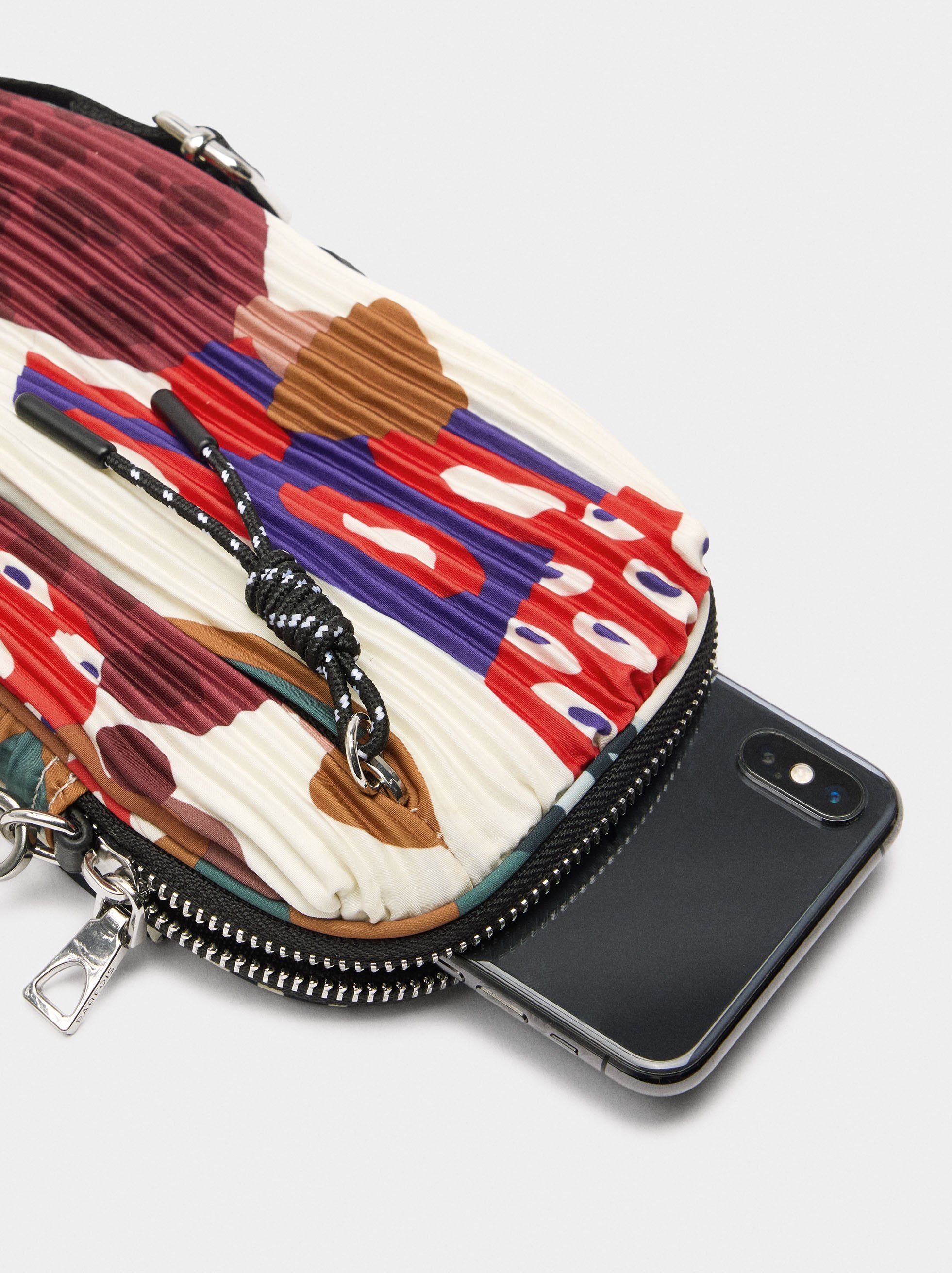 Bolso Para Móvil De Nylon Estampada