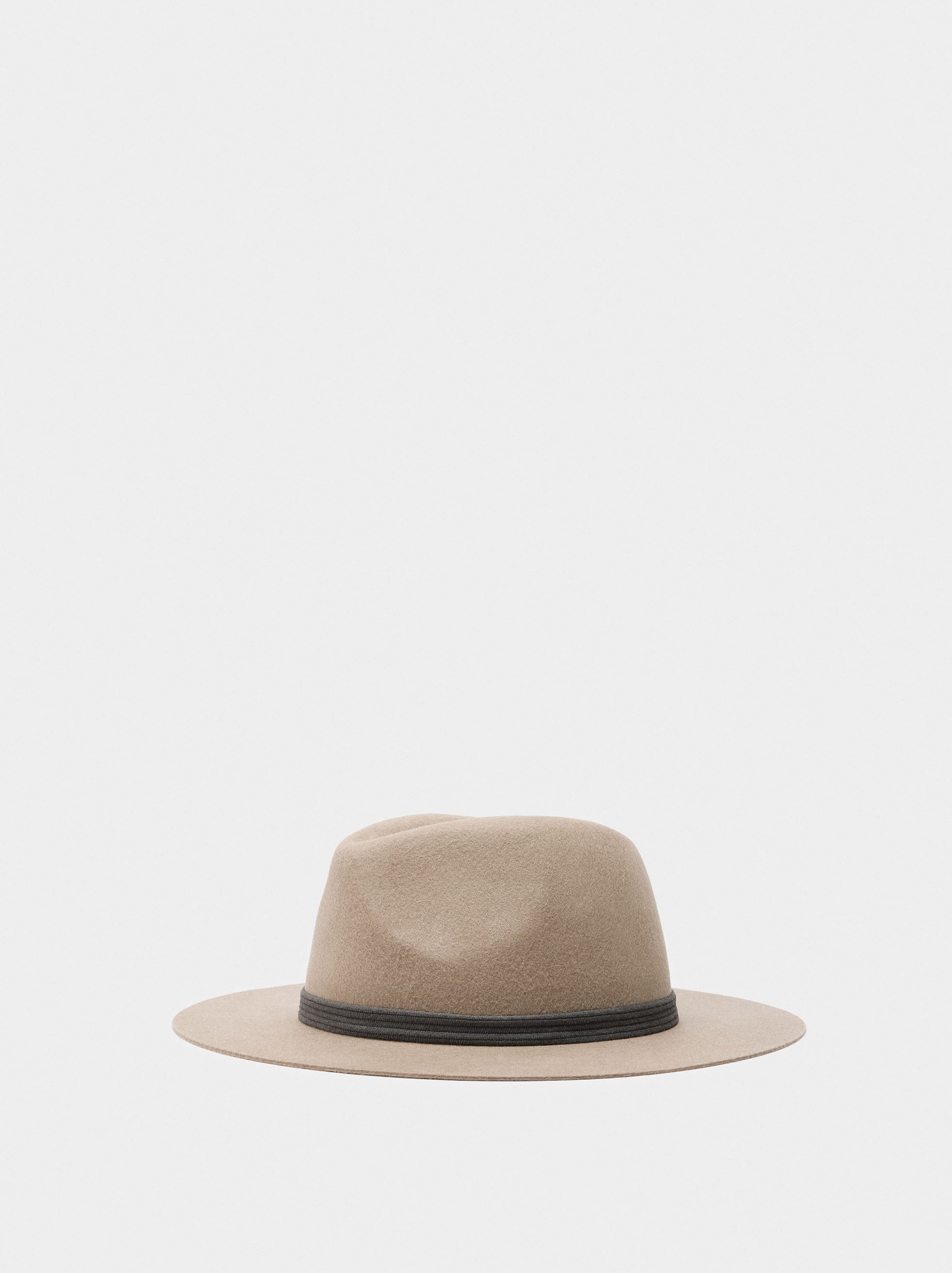 Sombrero De Lana Con Cinta