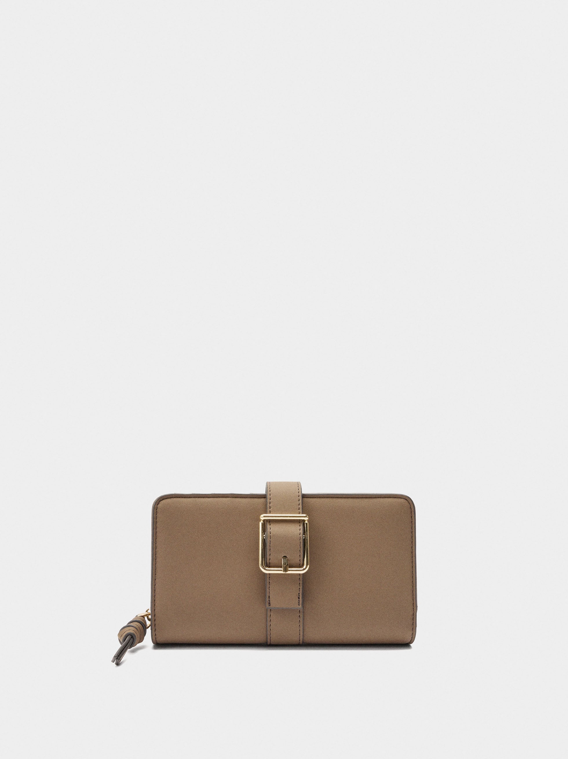 Cartera Lisa Con Hebilla