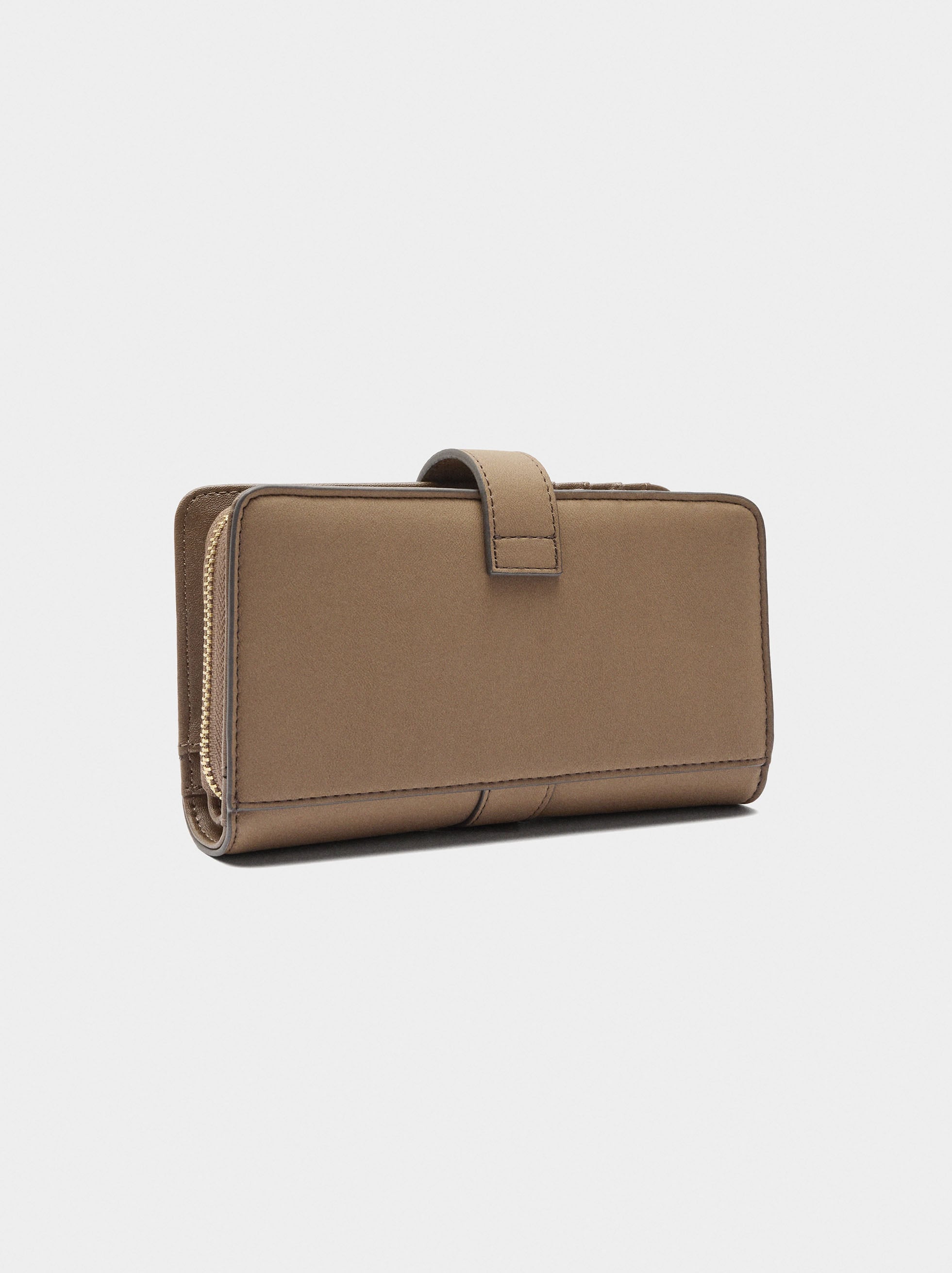 Cartera Lisa Con Hebilla
