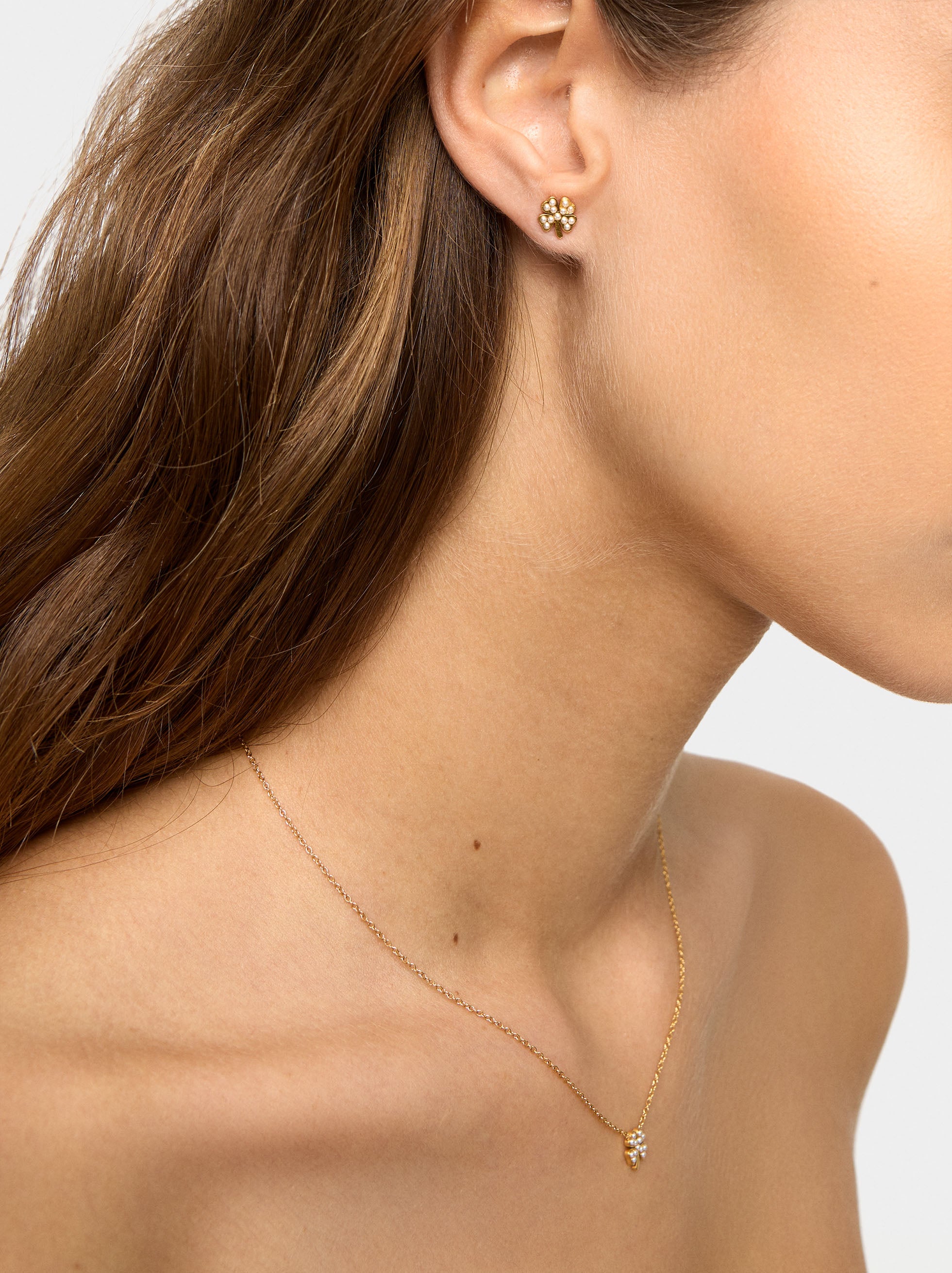 Set Collar Y Pendientes Trébol Con Perlas - Acero Inoxidable