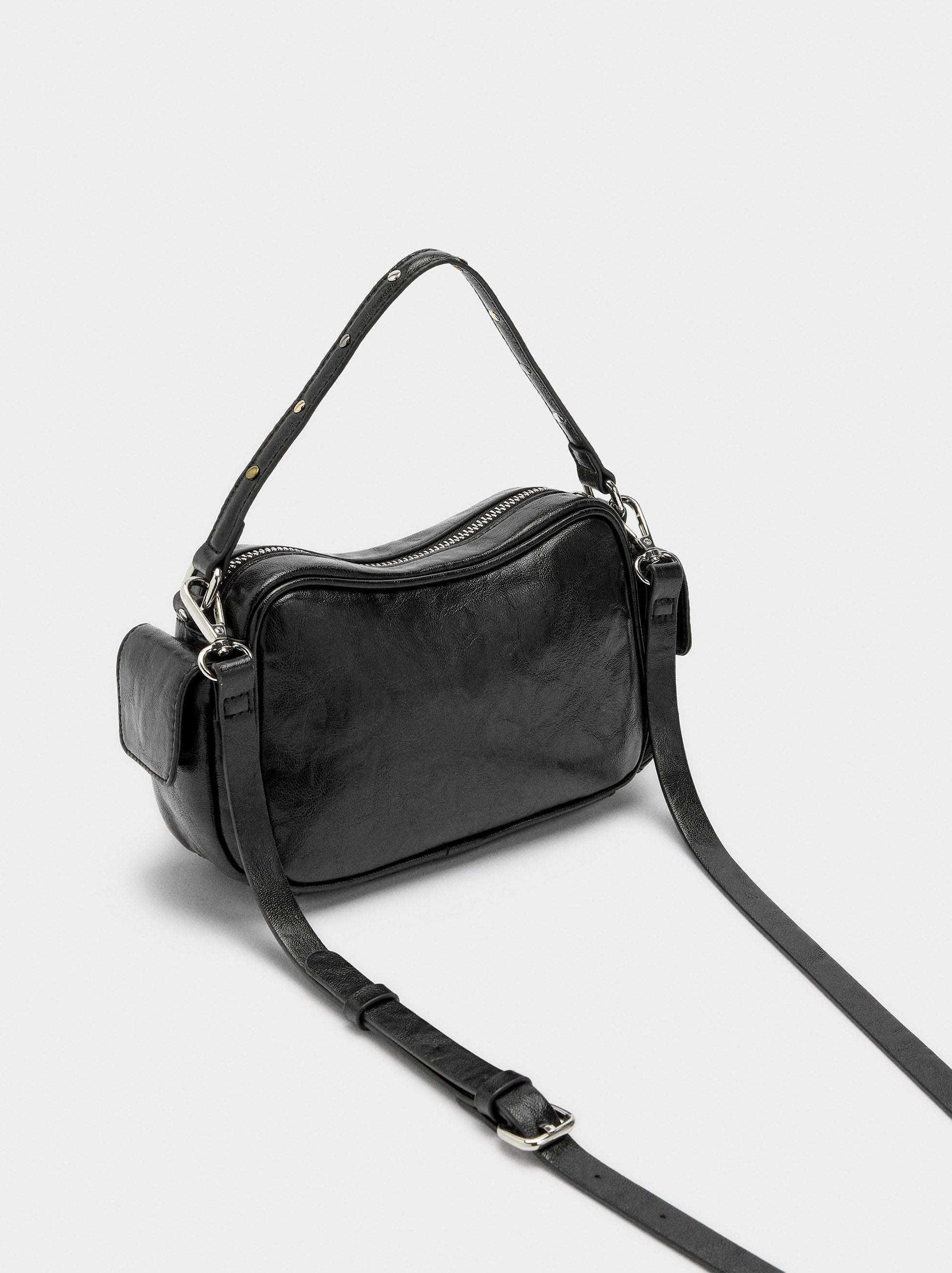 Bolso De Mano Con Tachuelas