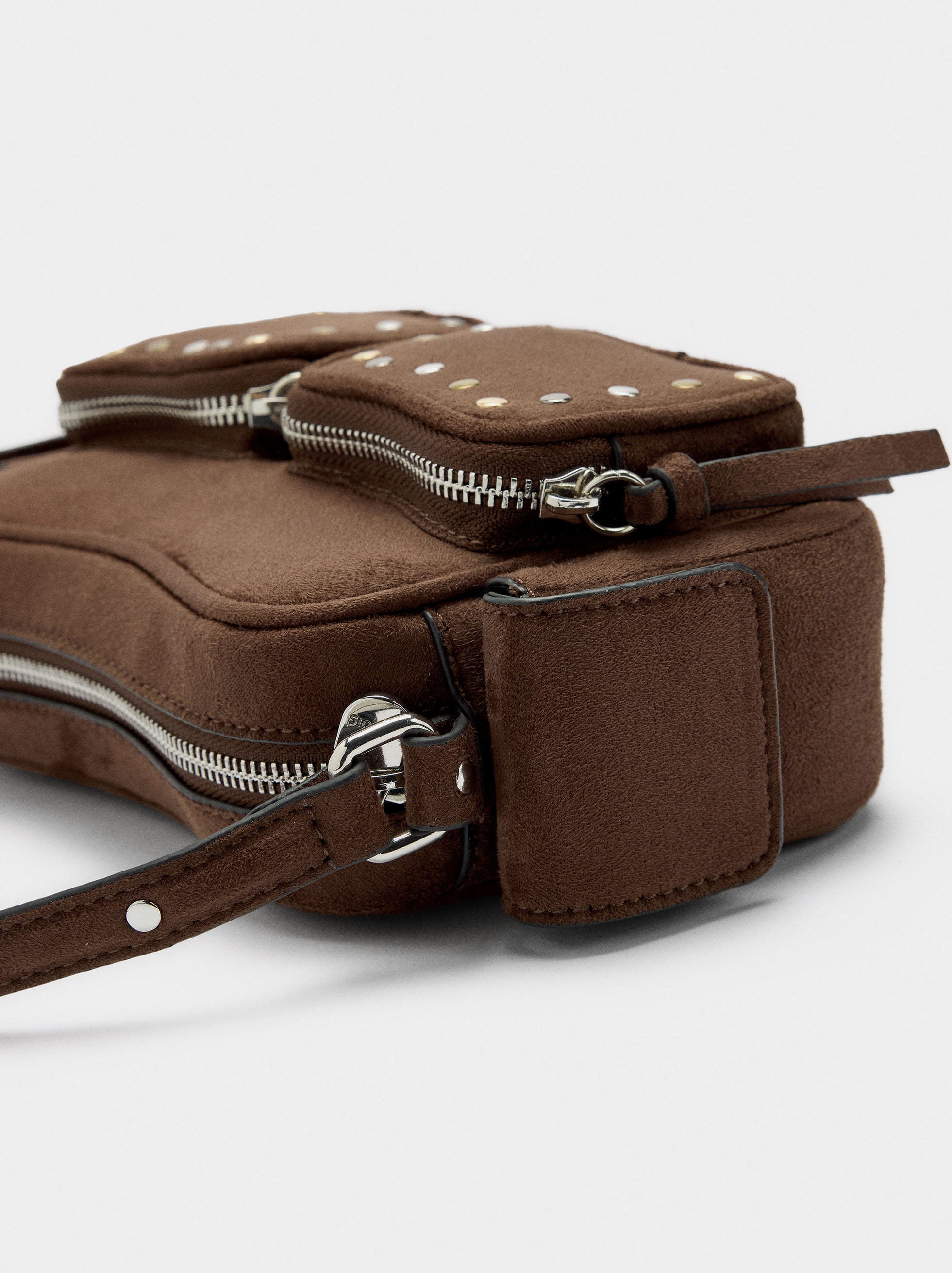Bolso De Mano De Efecto Piel Con Tachuelas