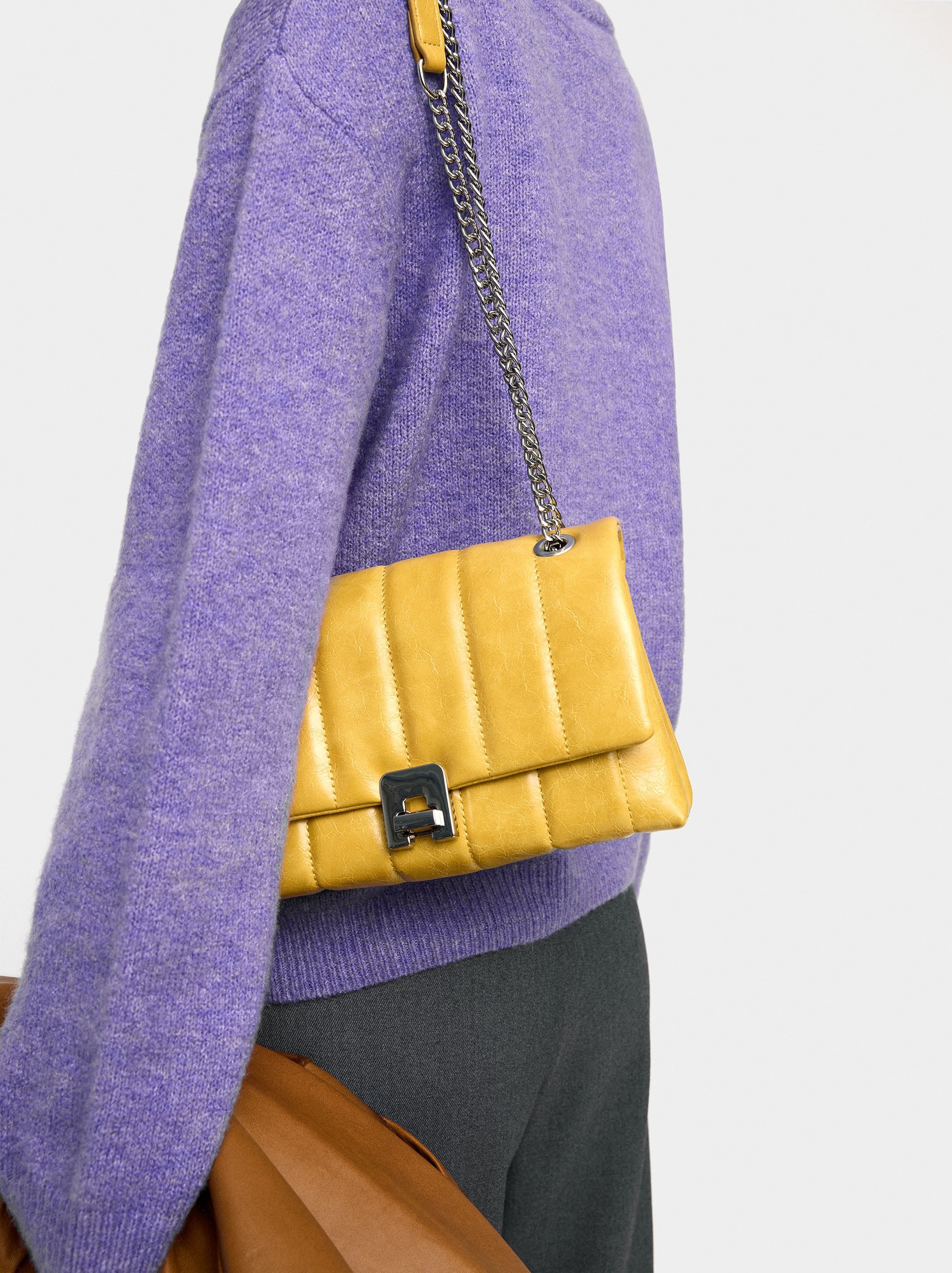 Bolso De Hombro Acolchado