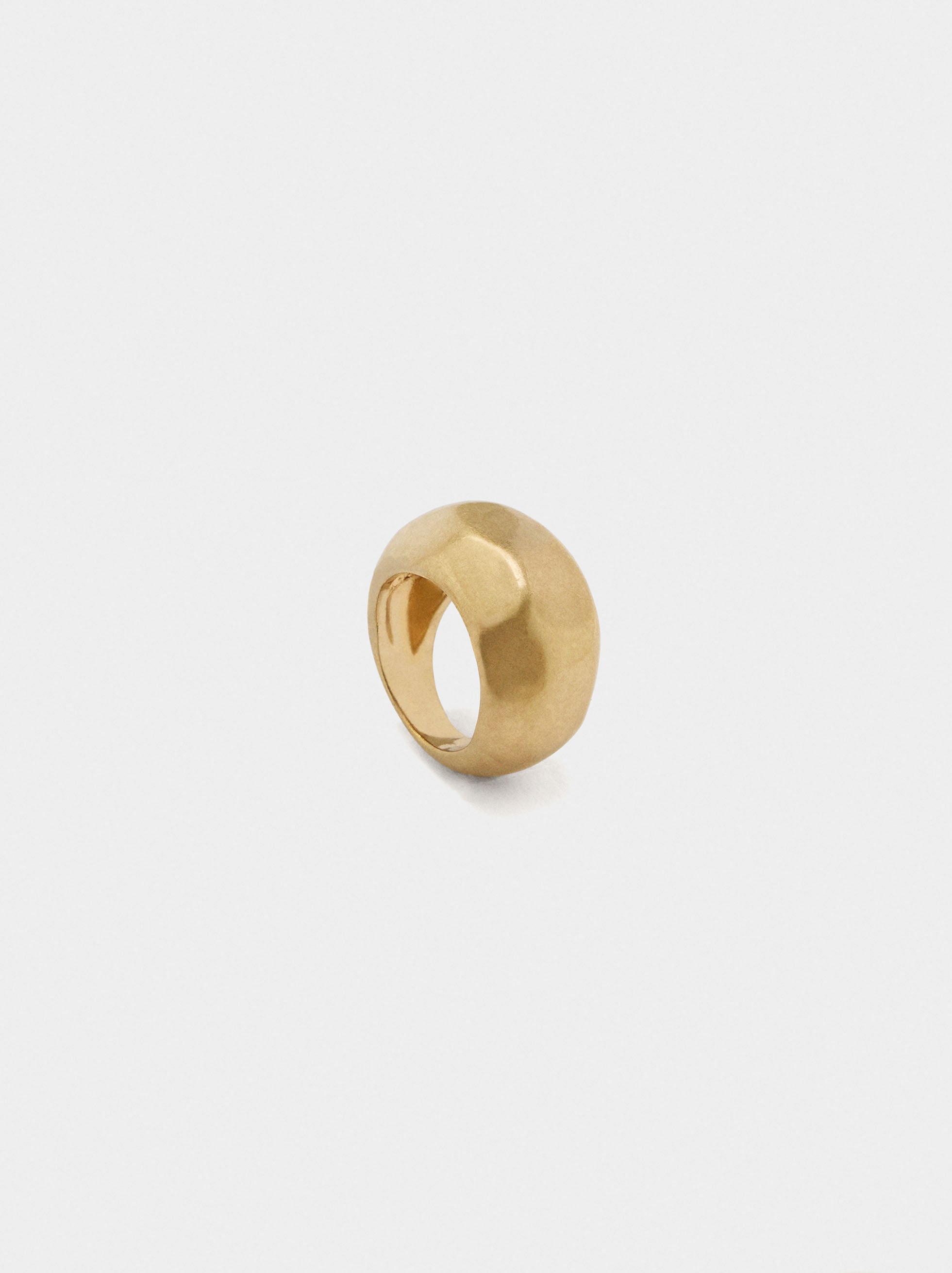 Anillo Redondeado Facetado
