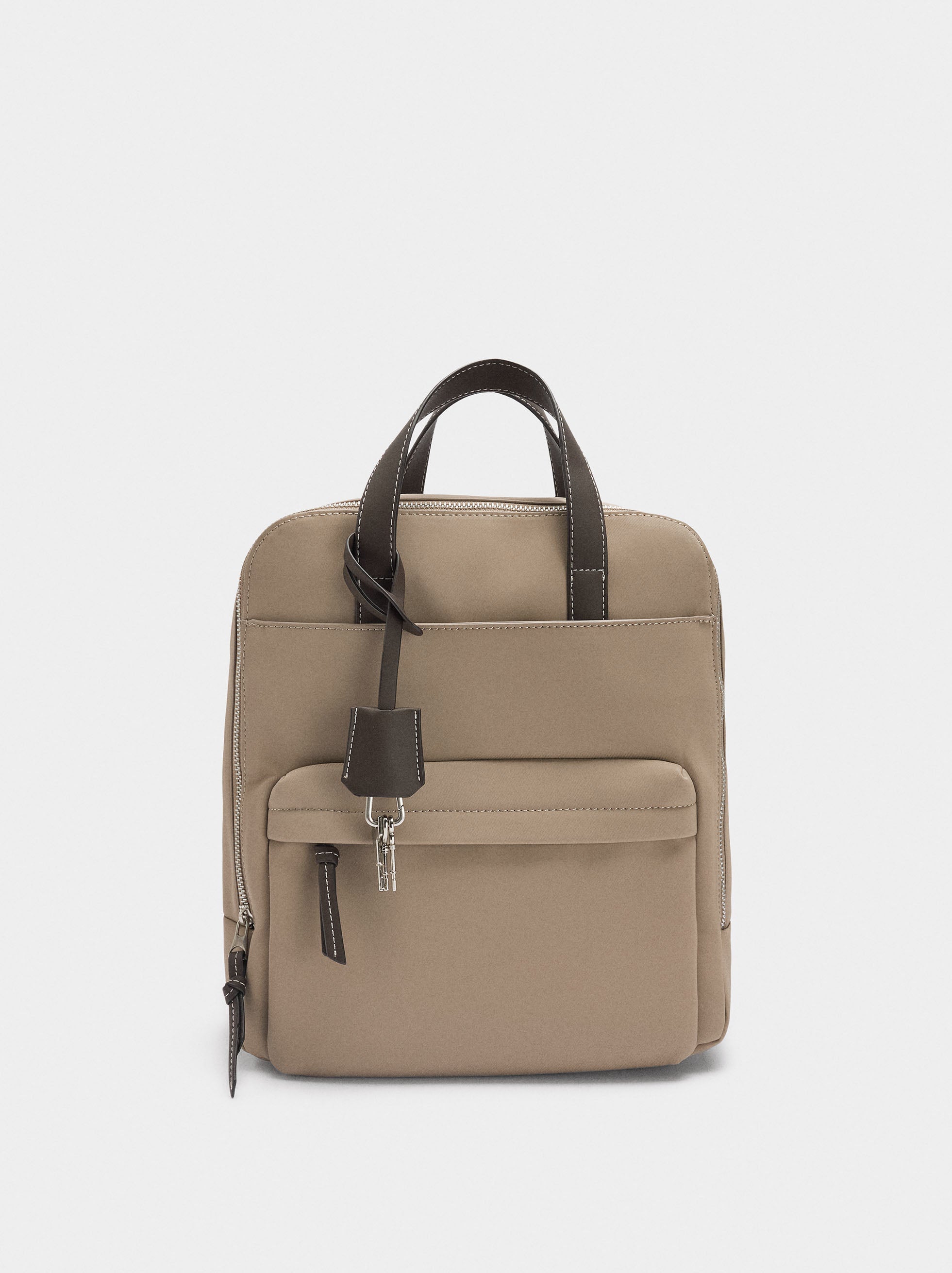 Mochila Efecto De Nylon