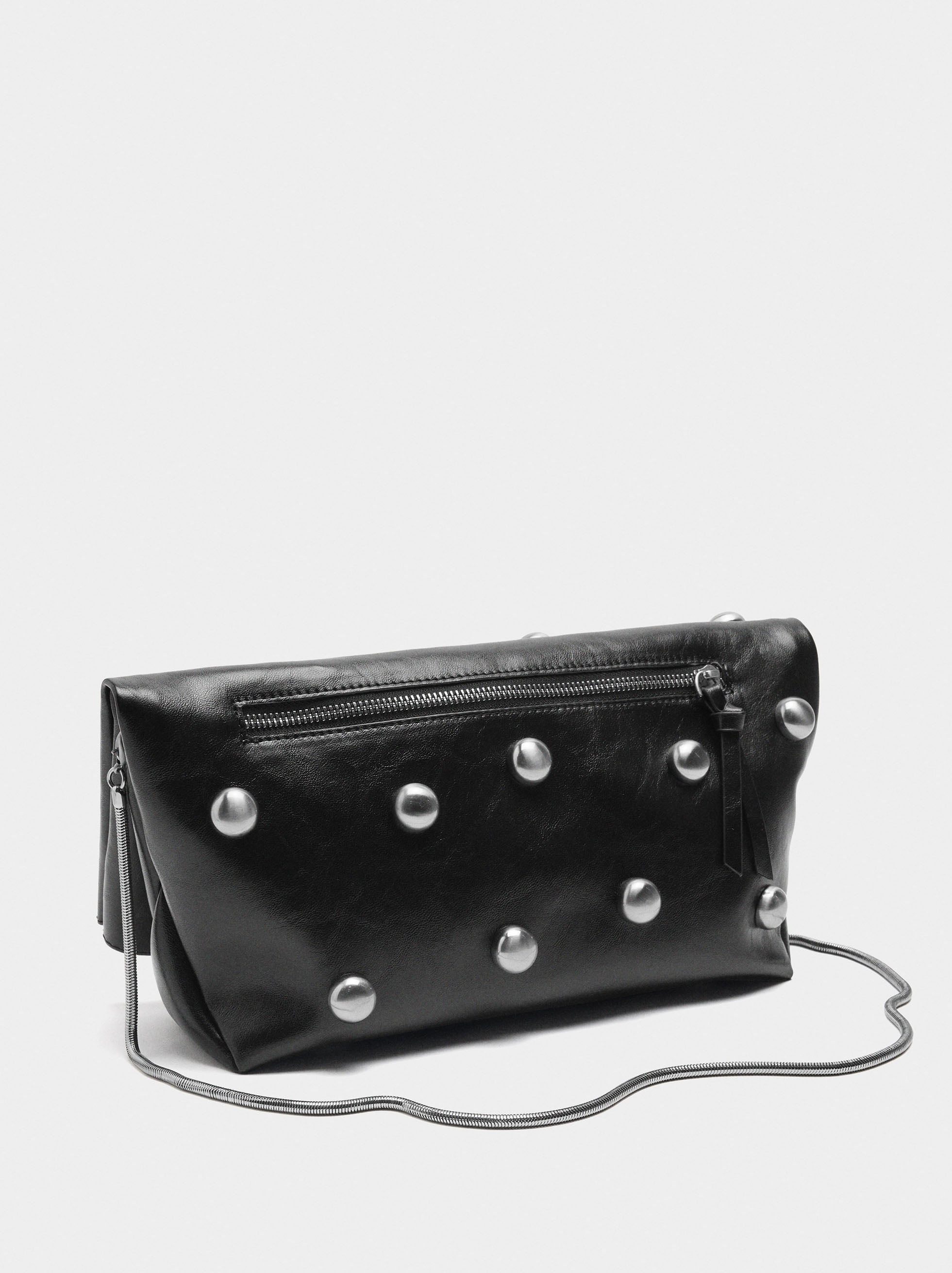 Bolso De Mano Con Esferas Y Solapa