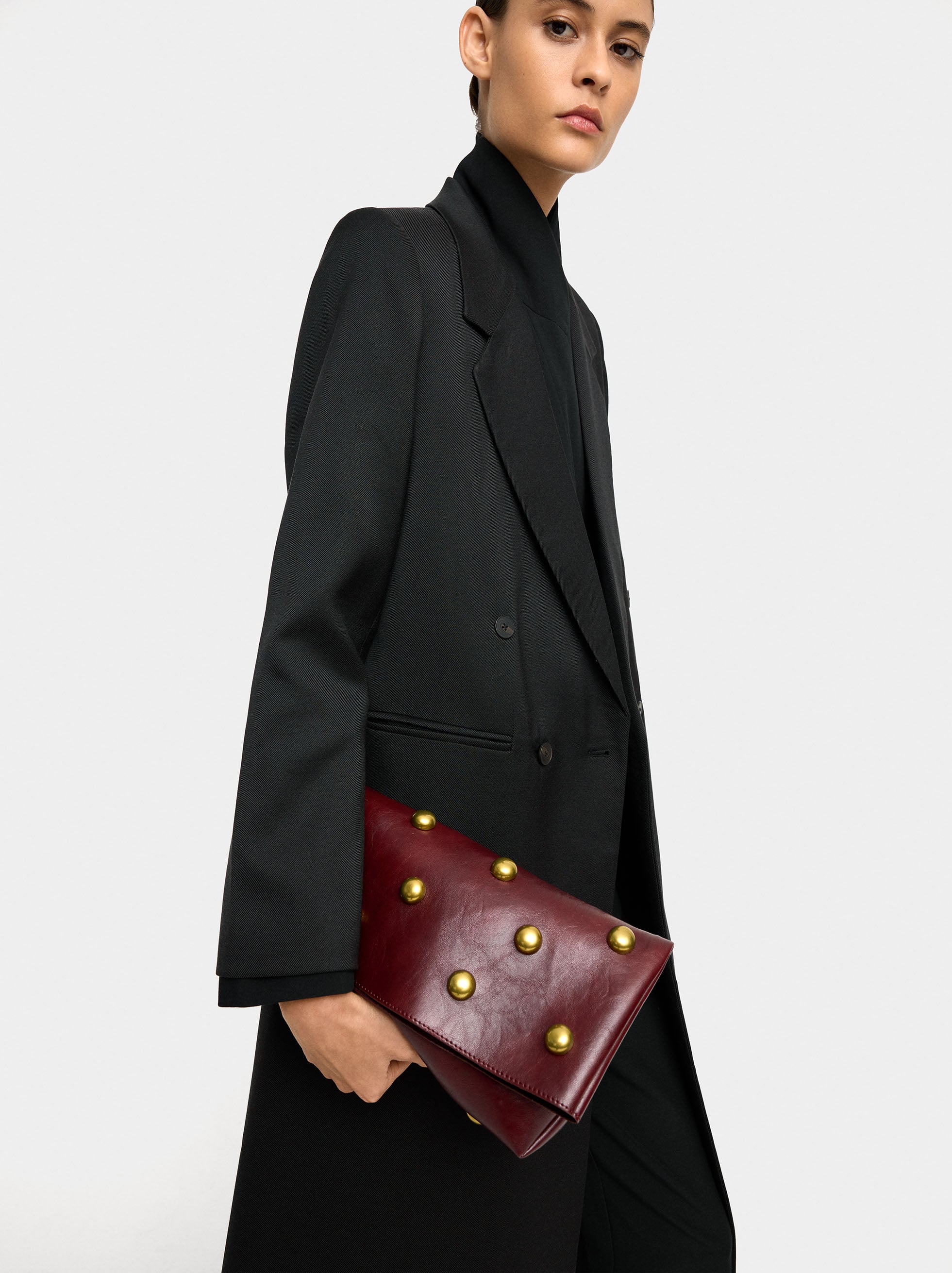 Bolso De Mano Con Esferas Y Solapa