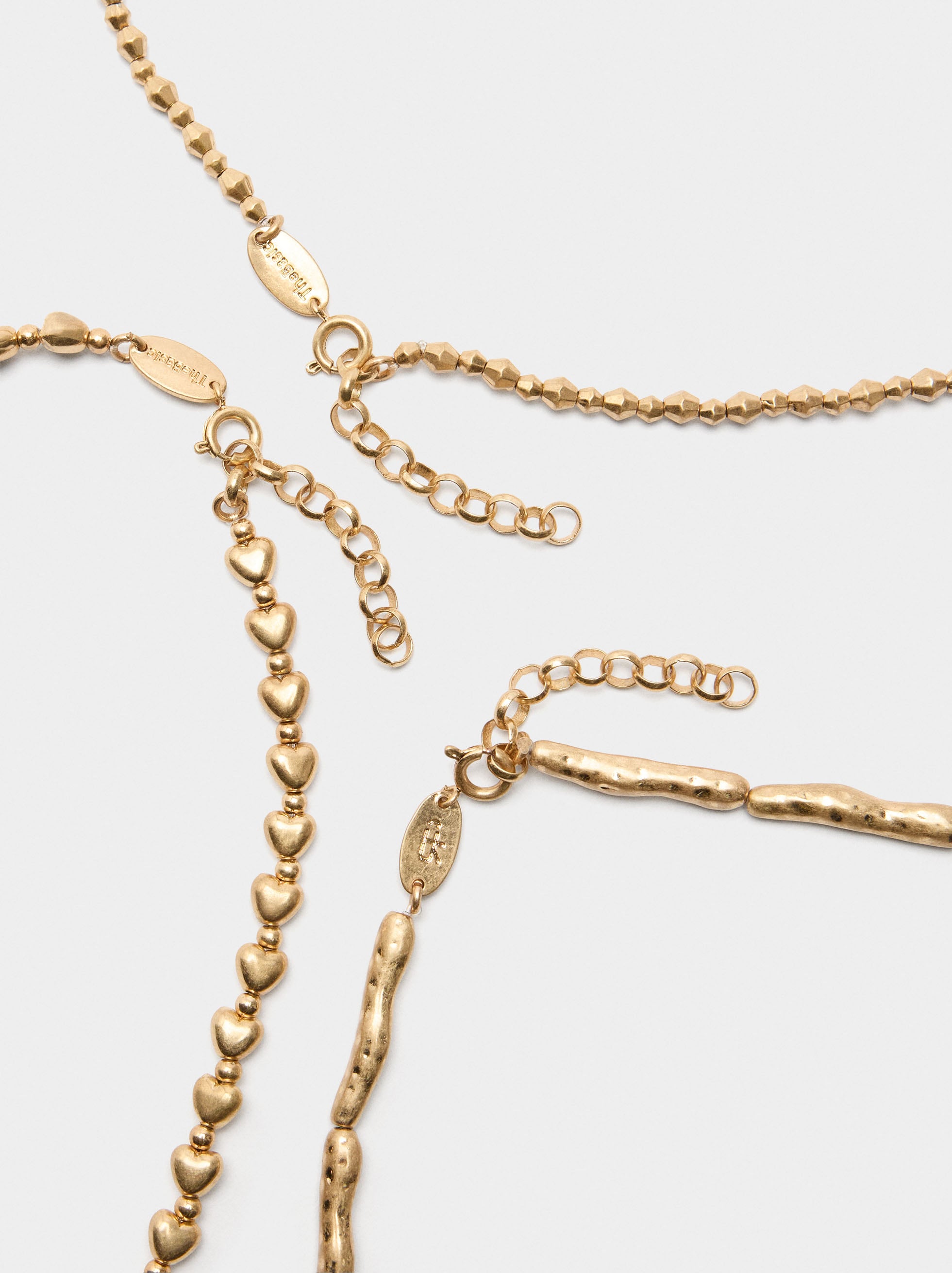Set De Collares Cortos Dorados