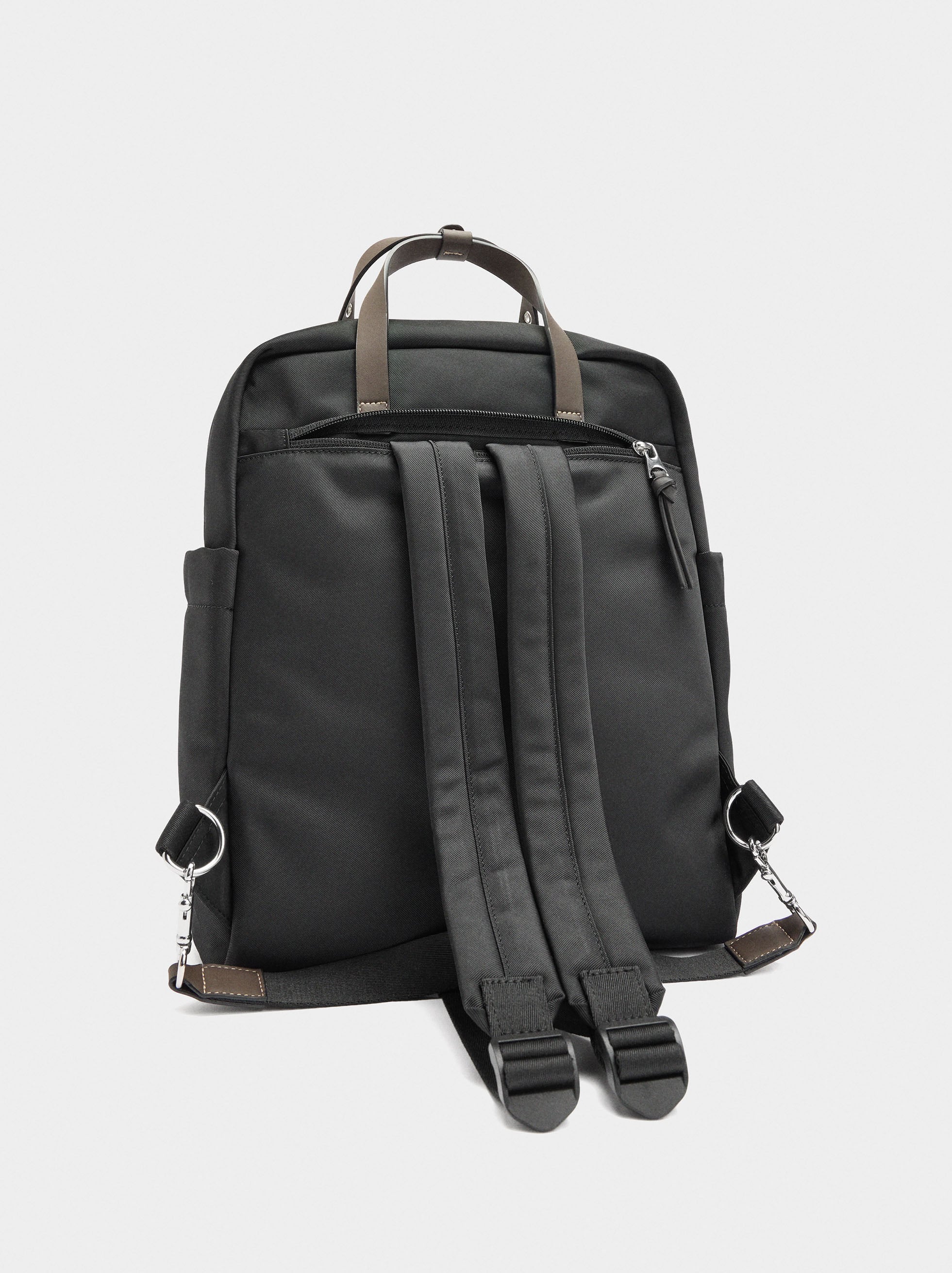 Mochila Para Portátil Hasta 14" De Nylon