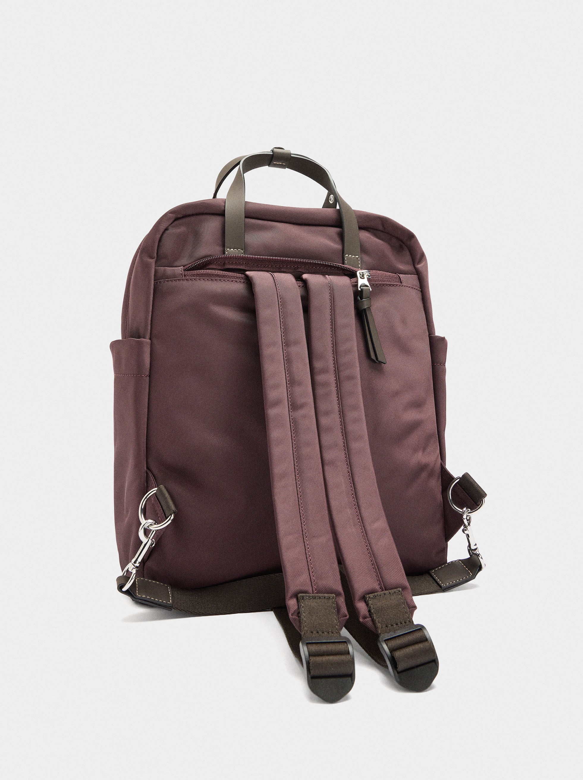 Mochila Para Portátil Hasta 14" De Nylon
