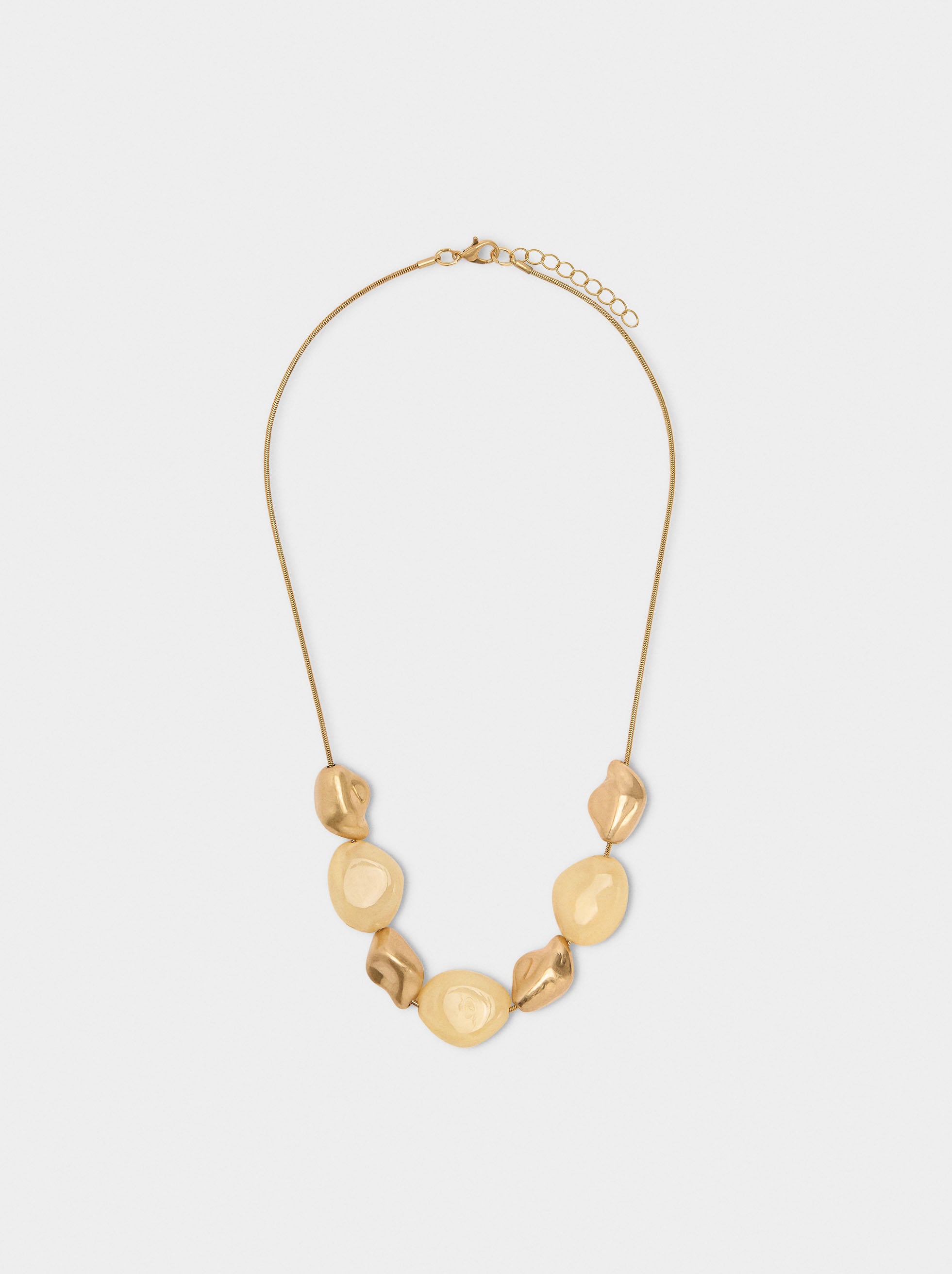 Collar Con Cuentas Efecto Piedra