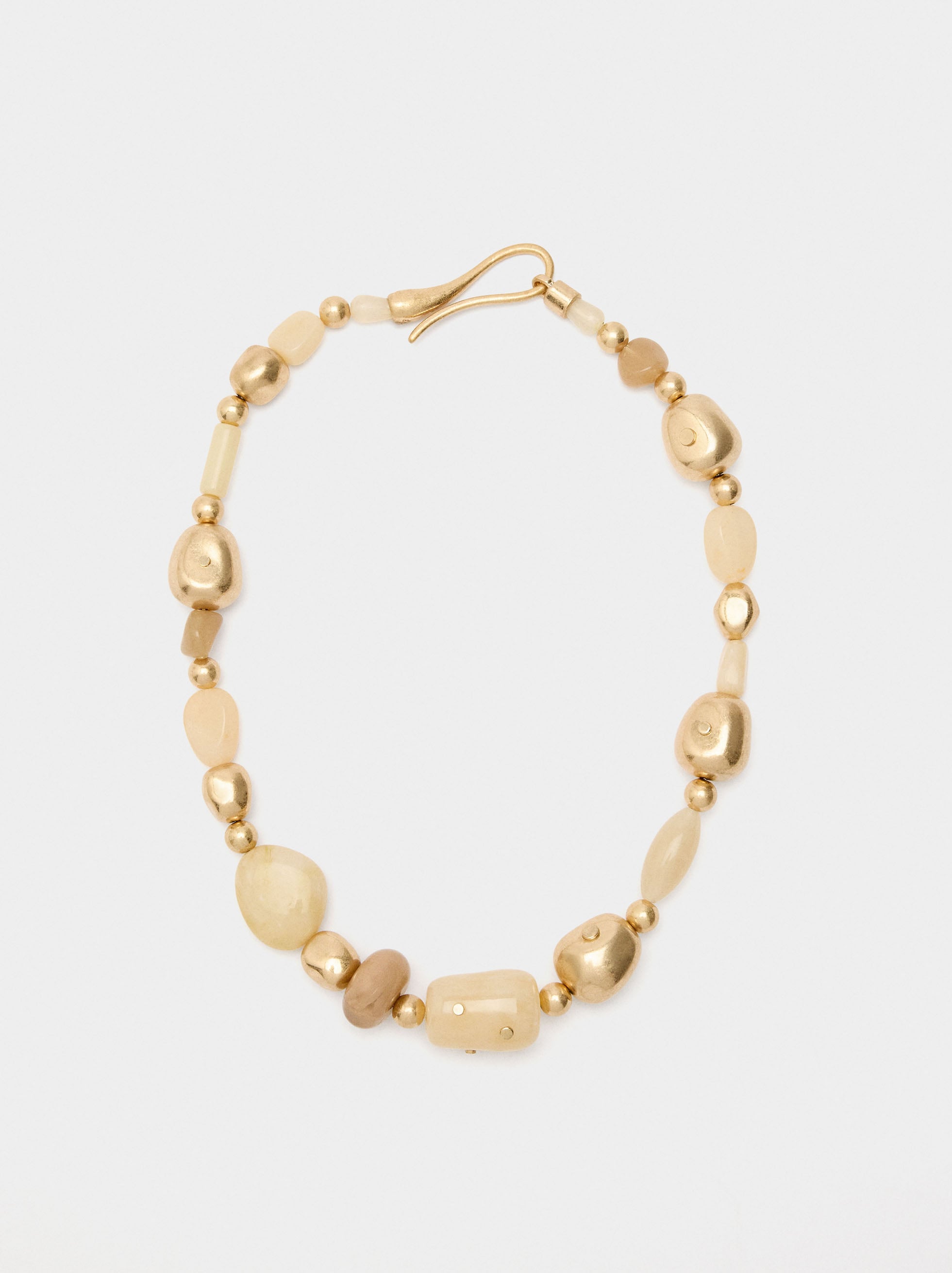 Collar Corto Con Abalorios