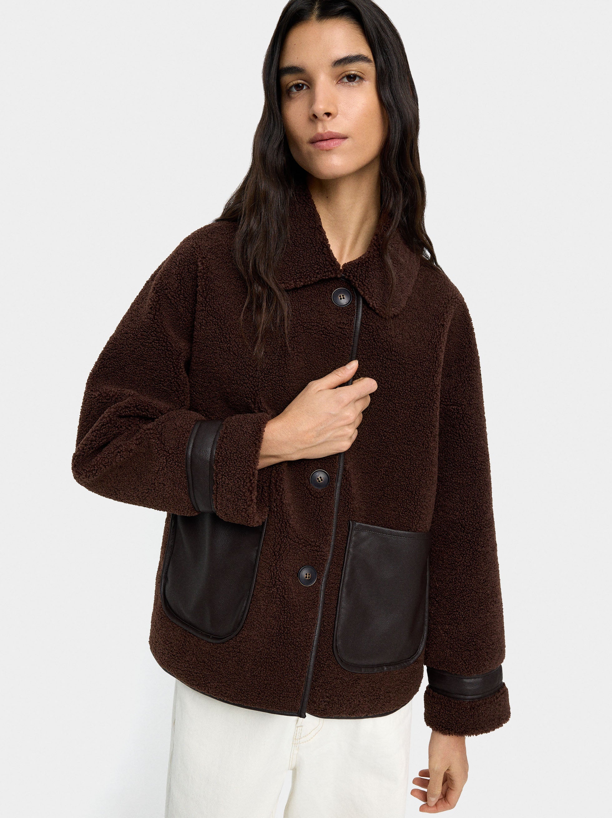 Chaqueta Efecto Pelo Contraste De Texturas