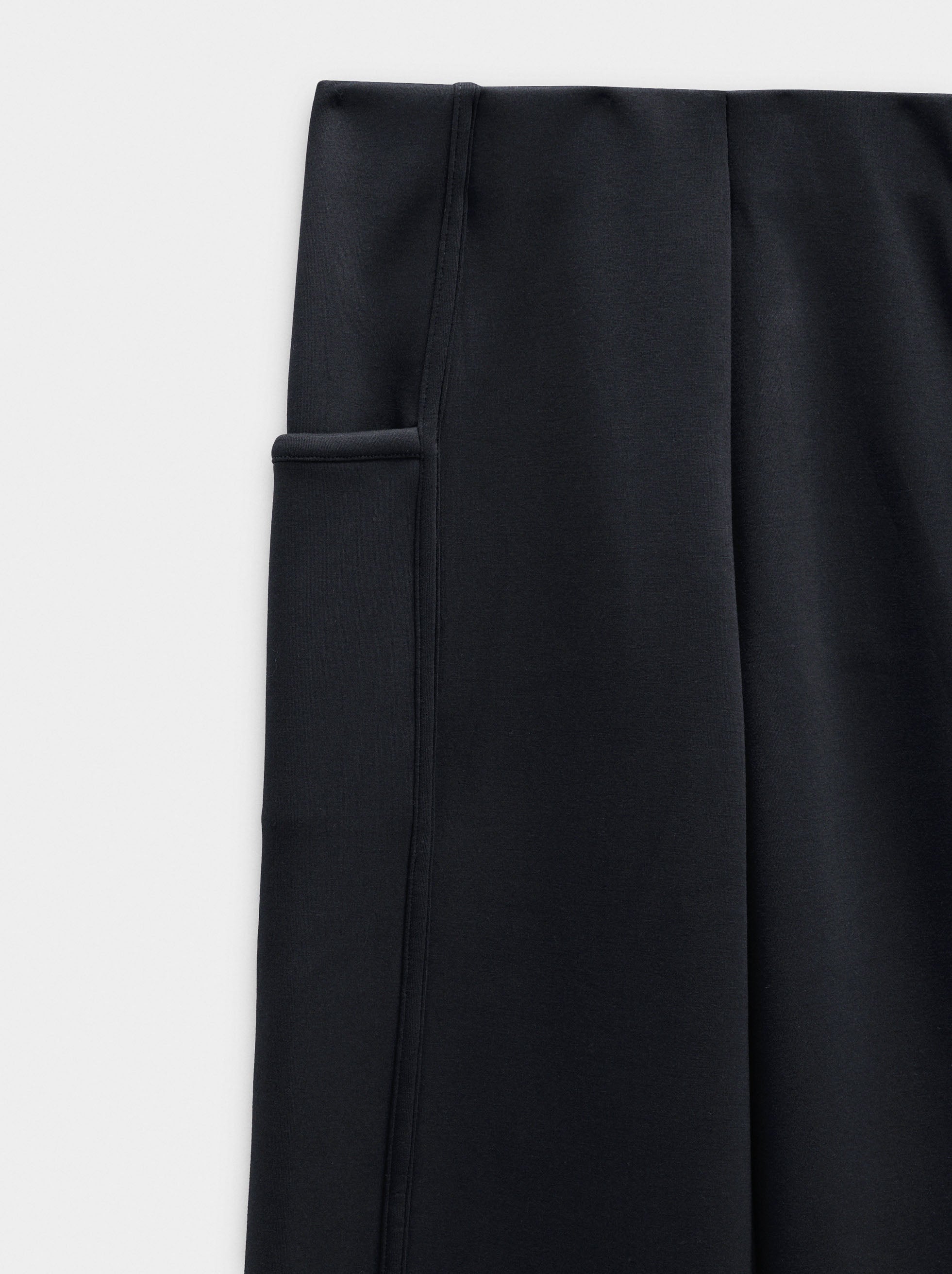 Pantalón Reto Con Cintura Elástica